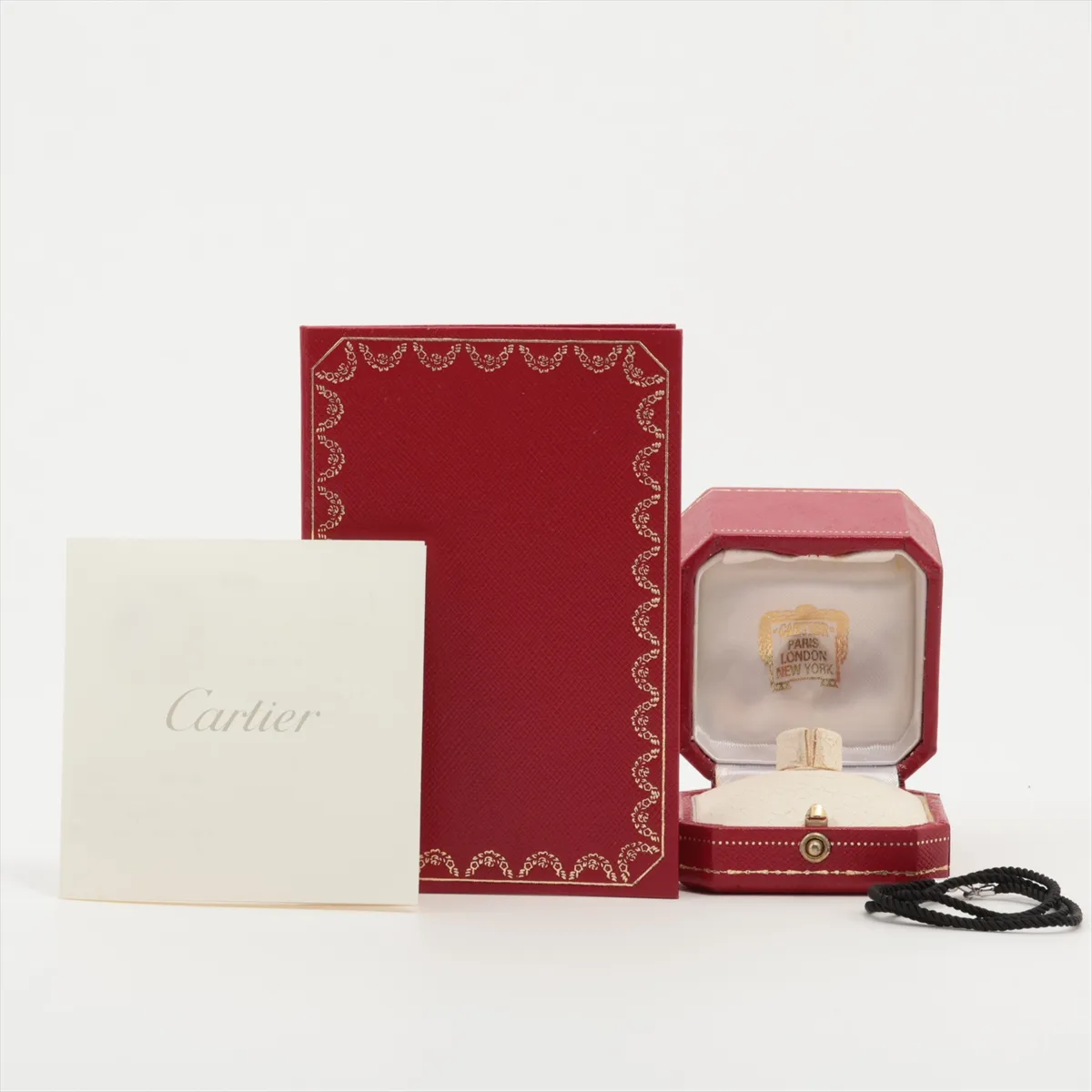 Astro Love Ring 750 (WG) 12.8g Size 51 I58148 Includes dents, metal wear, and a cord necklace (750 (WG)) totaling 1.6g. Cord is slightly twisted. B4039351 — view 7