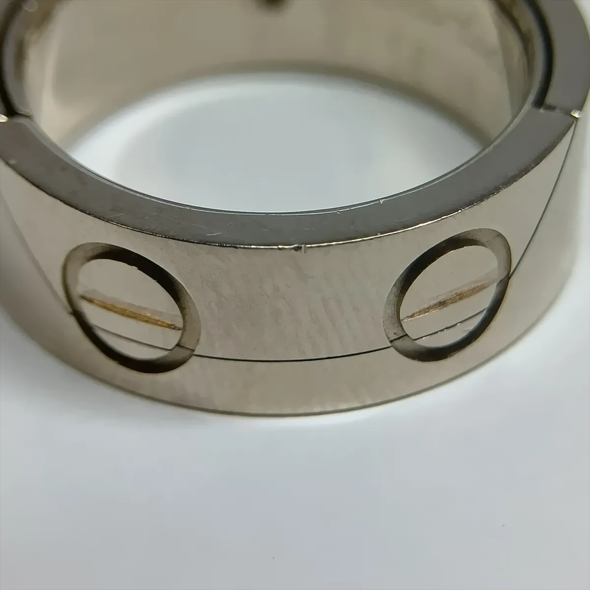 Astro Love Ring 750 (WG) 12.8g Size 51 I58148 Includes dents, metal wear, and a cord necklace (750 (WG)) totaling 1.6g. Cord is slightly twisted. B4039351 — view 8