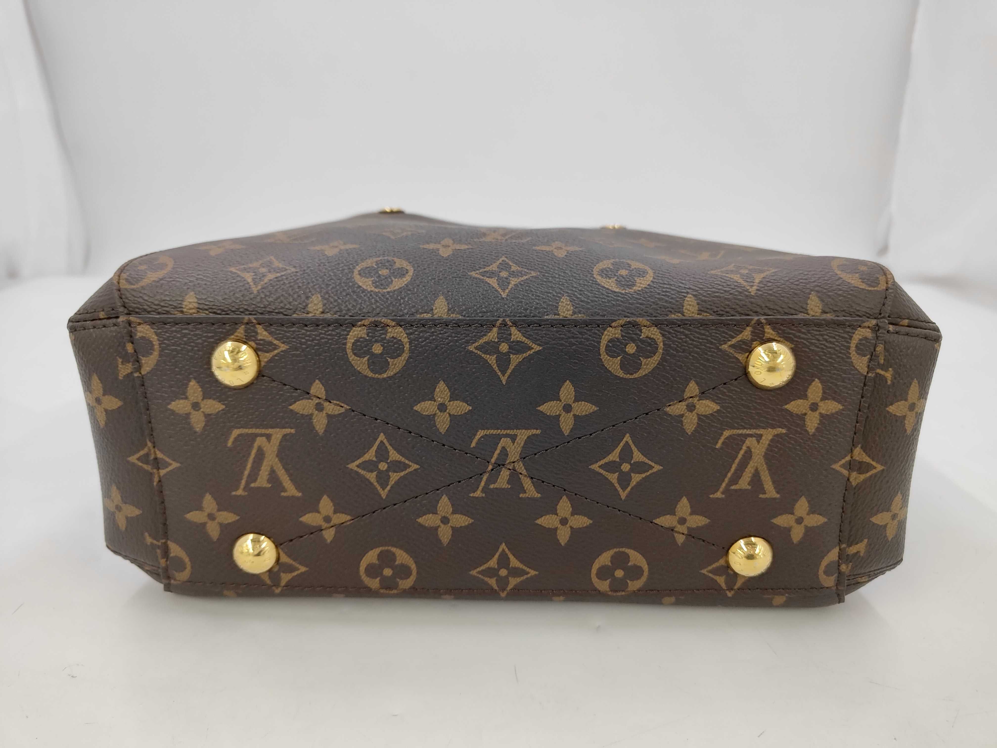 Montaigne BB Monogram Handbag M41055 Handbag — view 3