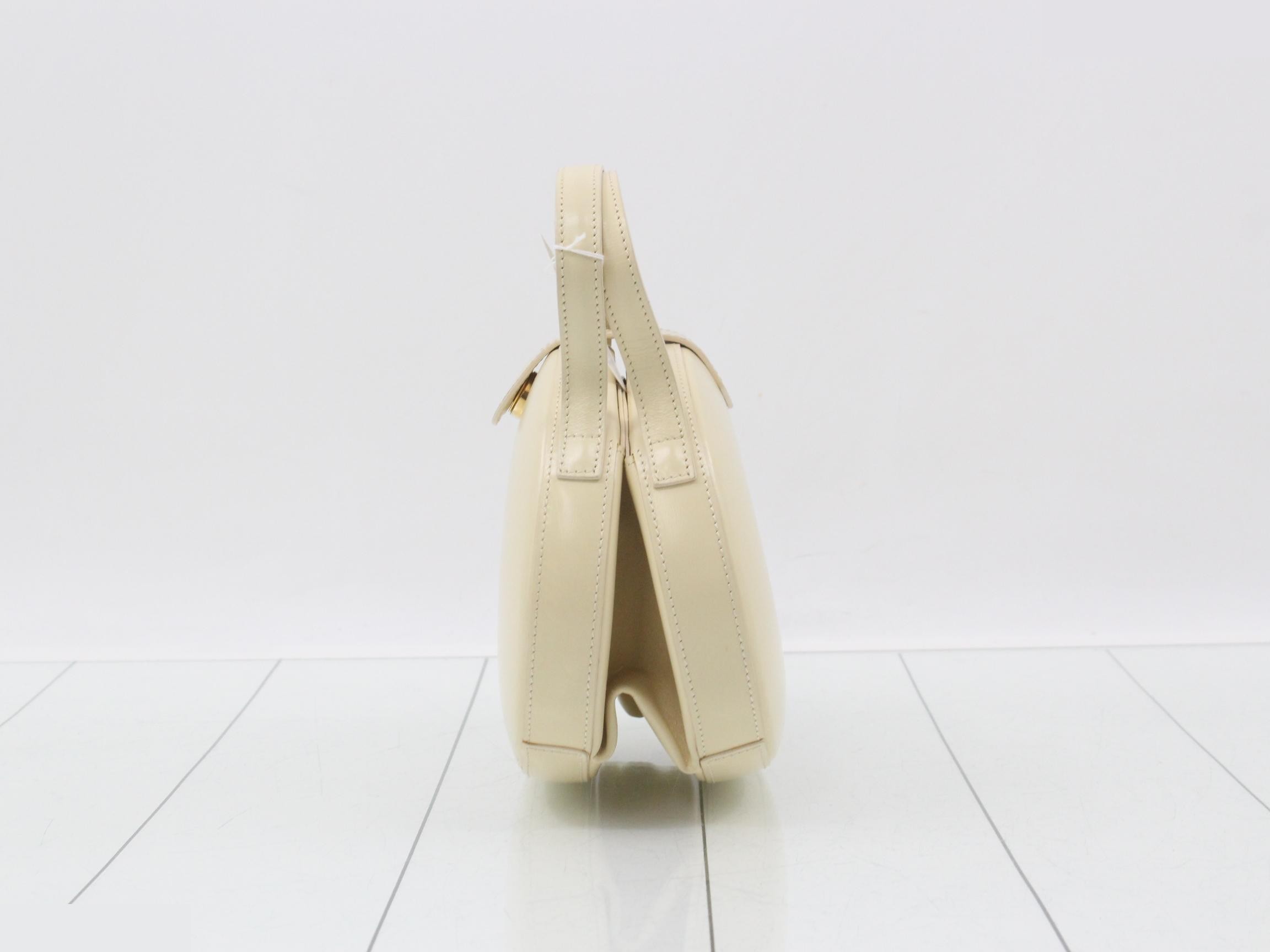 handbag — view 3