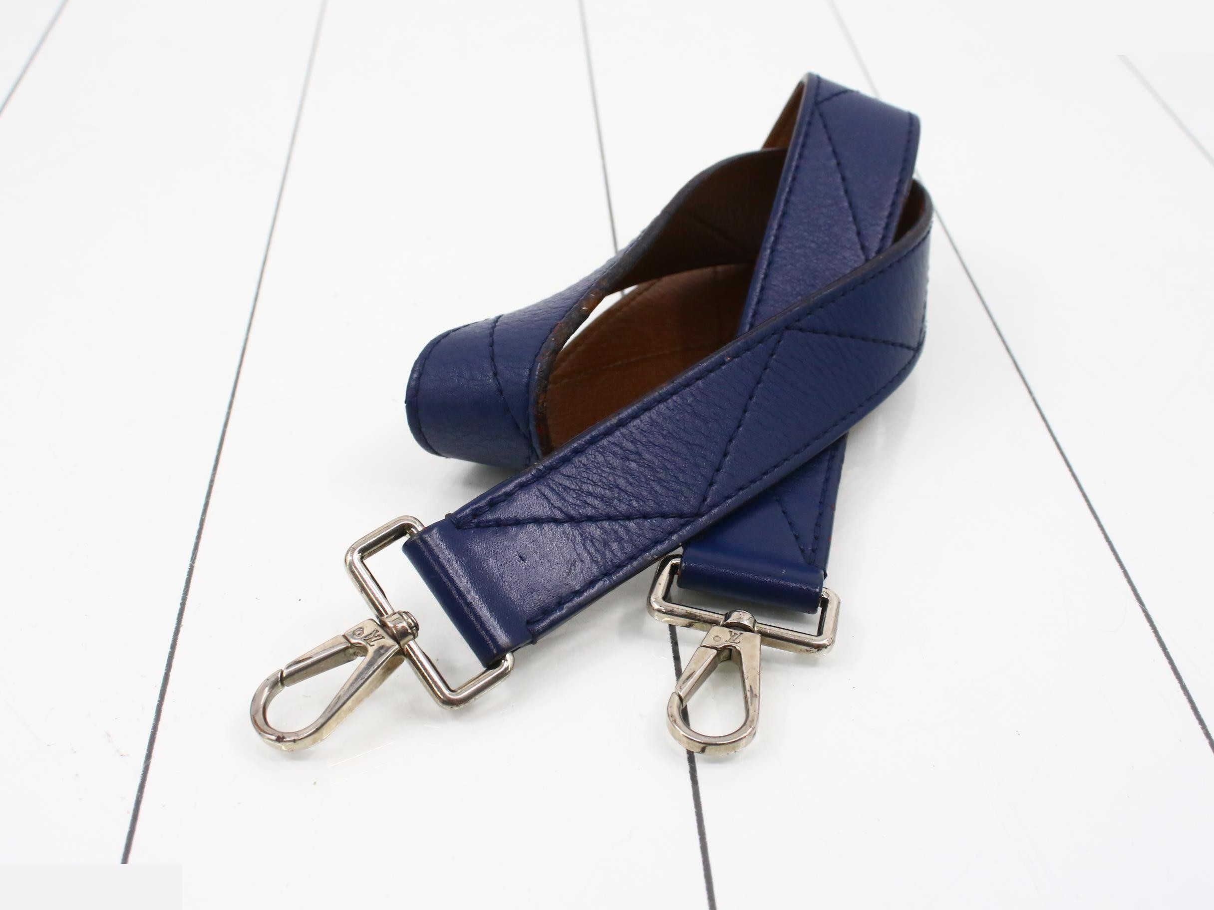 Very One-Handle Bag, Ruby — view 7