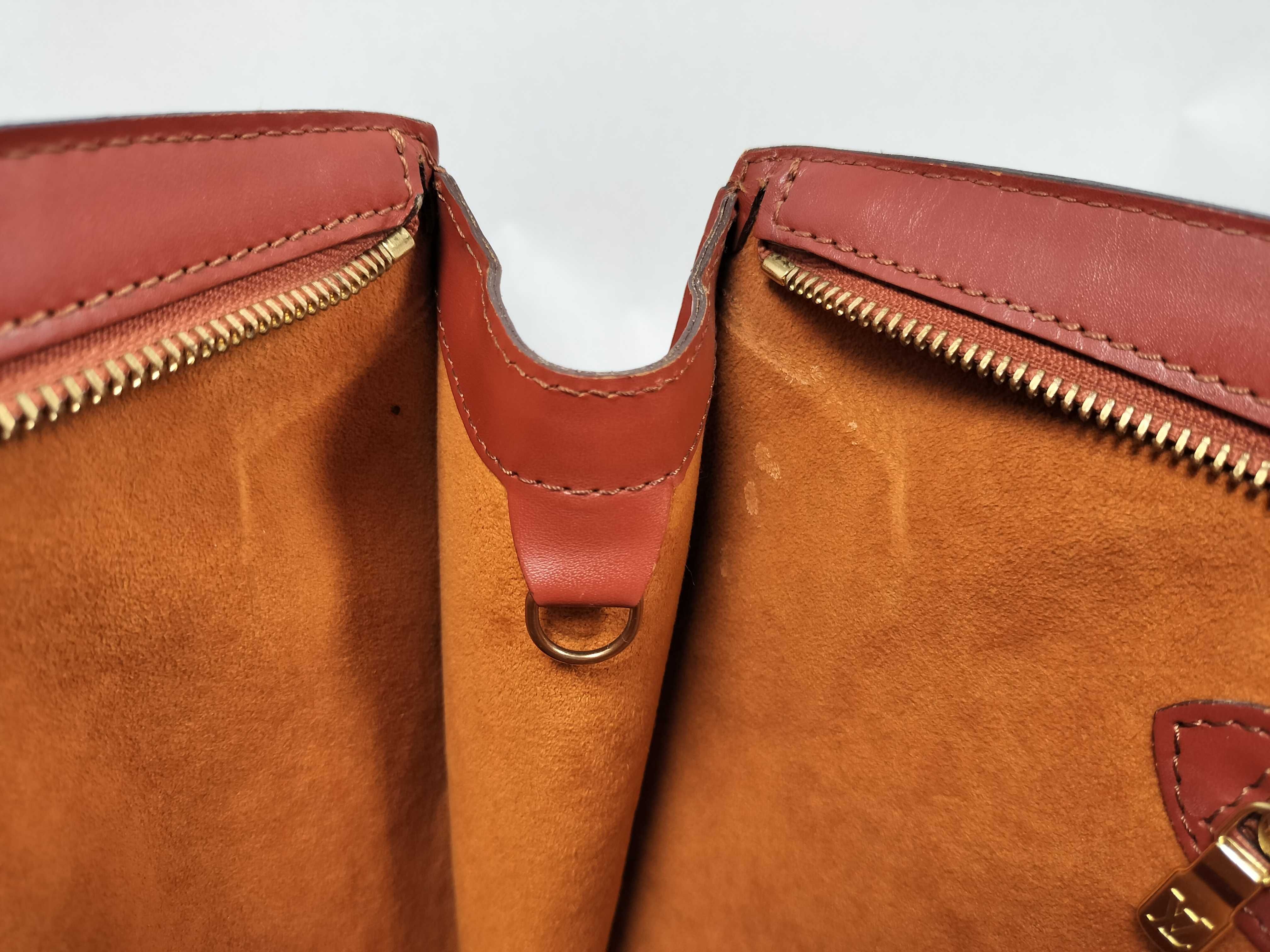 Epi Saint Jacques Brown Shoulder Bag M52267 — view 15