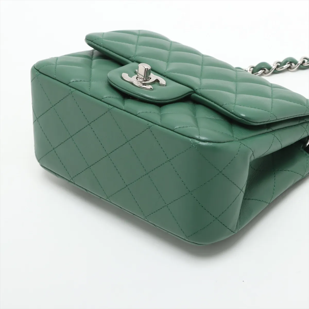 Mini Matelasse 17 Lambskin Single Flap Single Chain Bag Green Silver Hardware 28669893 28th Series A35200 — view 3