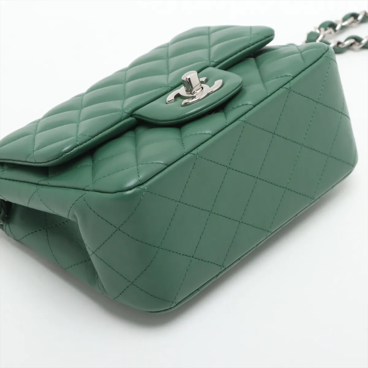 Mini Matelasse 17 Lambskin Single Flap Single Chain Bag Green Silver Hardware 28669893 28th Series A35200 — view 4