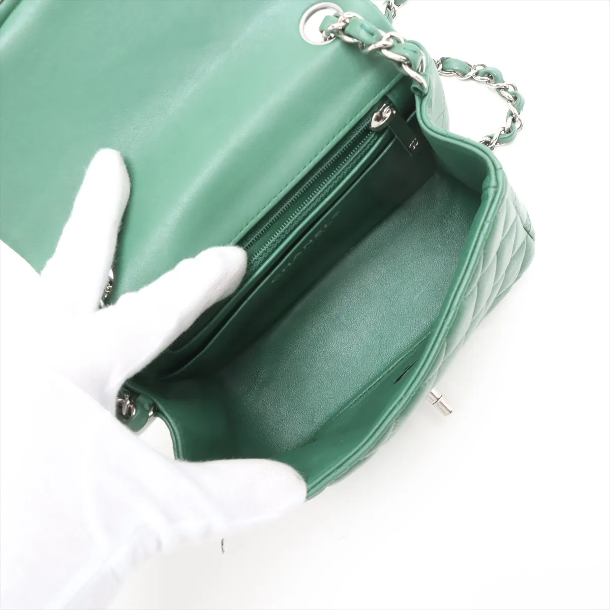 Mini Matelasse 17 Lambskin Single Flap Single Chain Bag Green Silver Hardware 28669893 28th Series A35200 — view 6