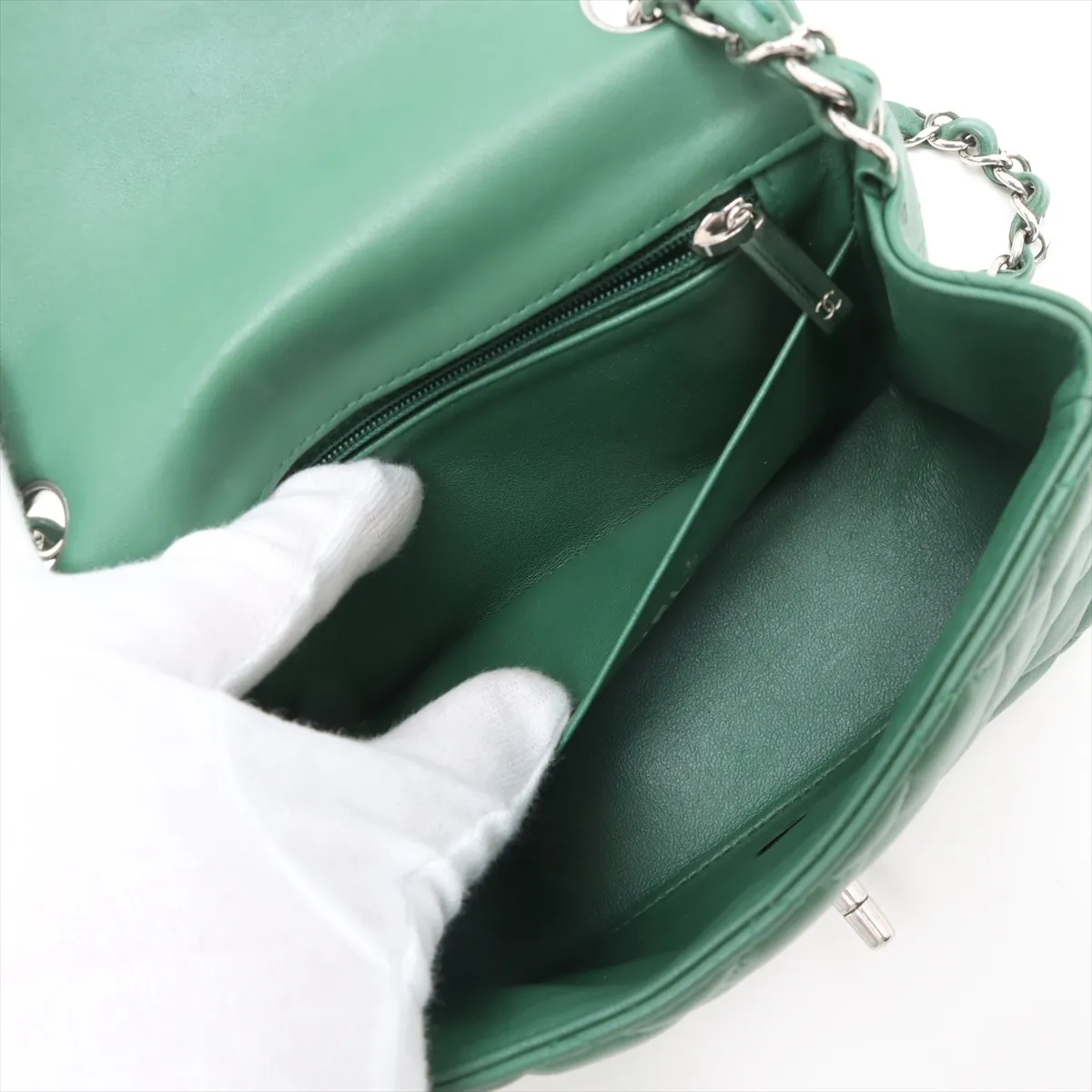 Mini Matelasse 17 Lambskin Single Flap Single Chain Bag Green Silver Hardware 28669893 28th Series A35200 — view 7