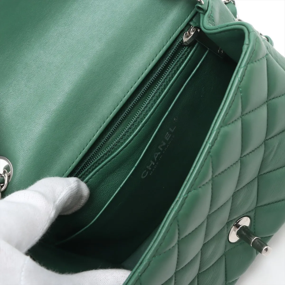 Mini Matelasse 17 Lambskin Single Flap Single Chain Bag Green Silver Hardware 28669893 28th Series A35200 — view 10