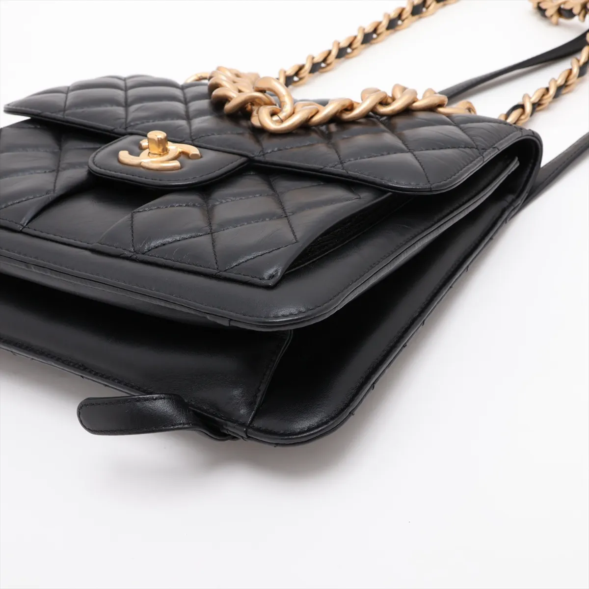 [Individually packaged] Chanel Matelassé Vintage Calf Chain Backpack, Black with Gold Hardware, ACLUHCA4, Random Plate — view 3