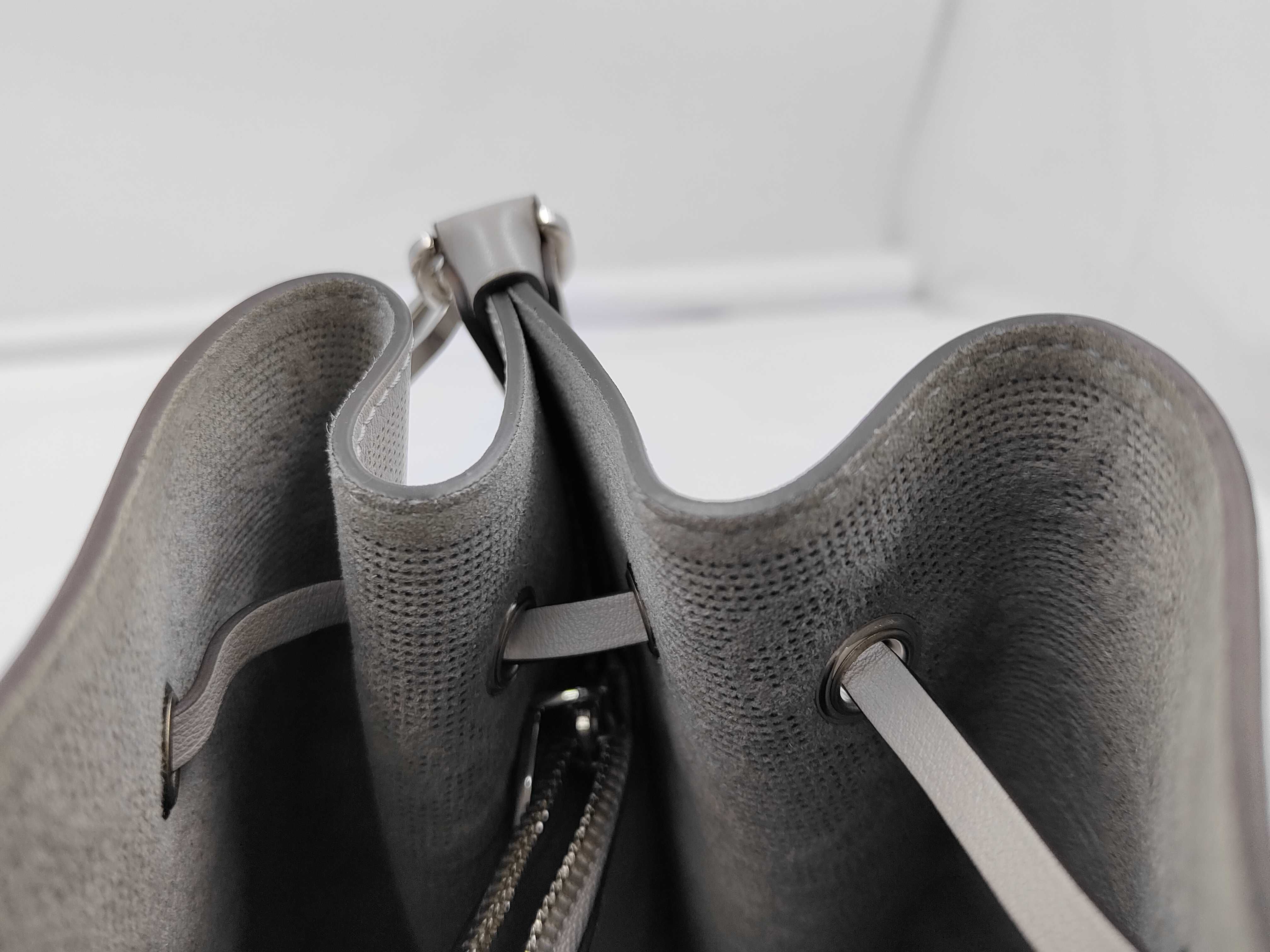 Monogram Mahina Leather Mulia Handbag — view 7