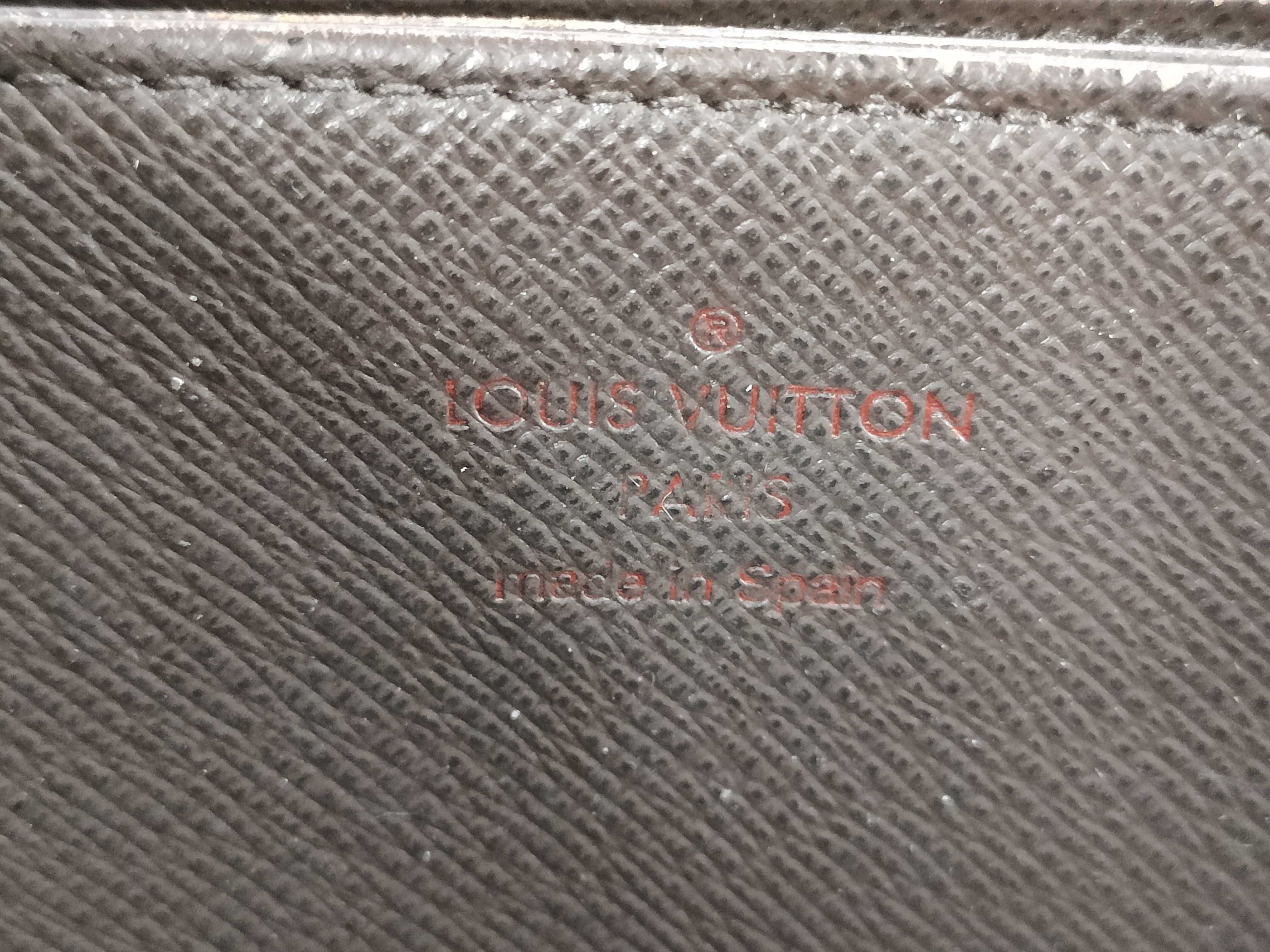 Damier Zippy Wallet — view 13