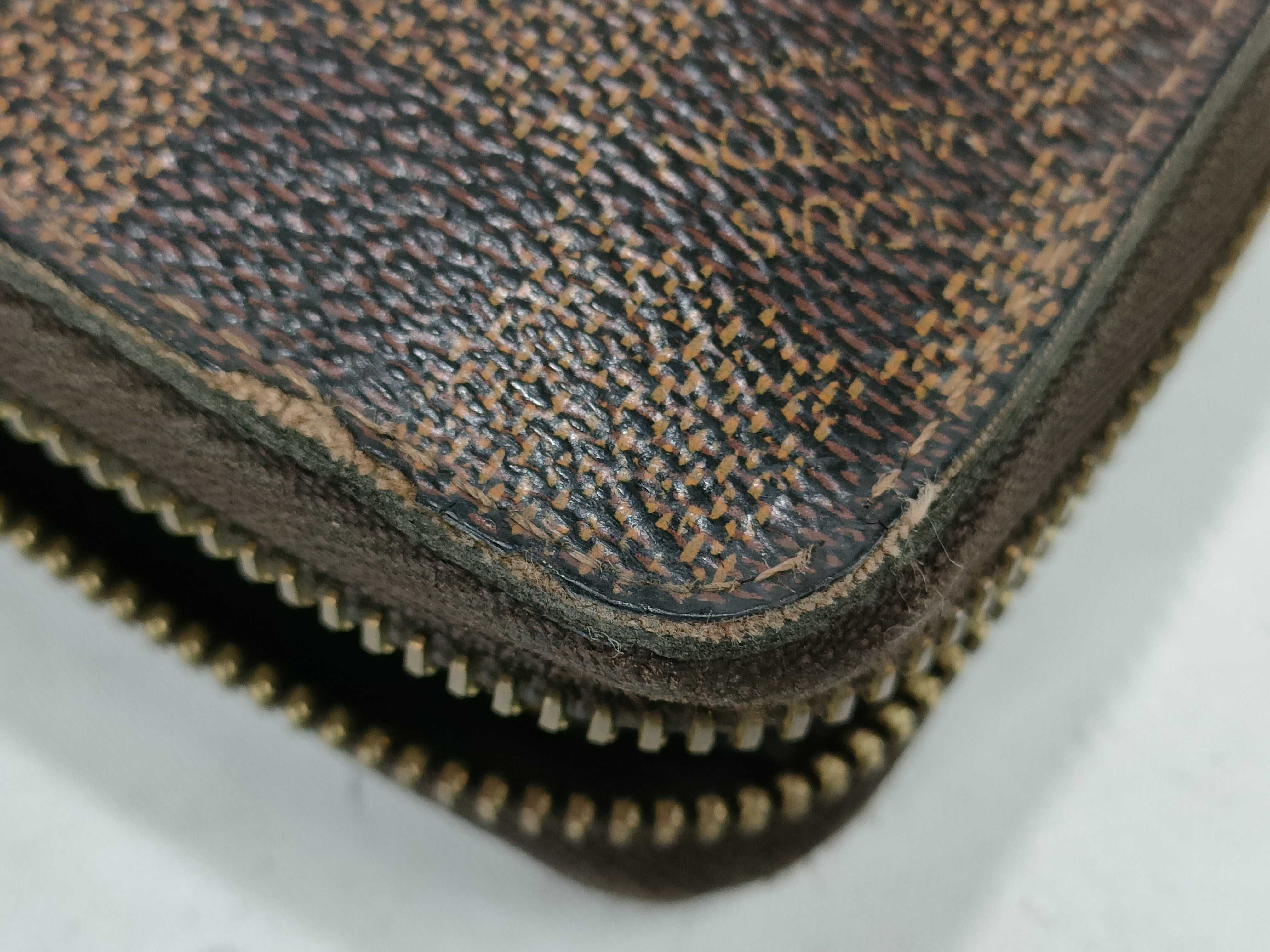 Damier Zippy Wallet — view 15