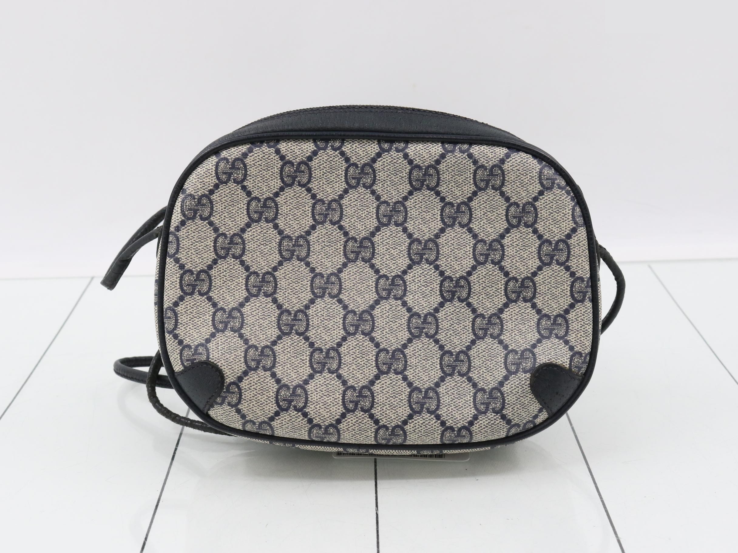 GG Supreme Sherry Shoulder Bag — view 2