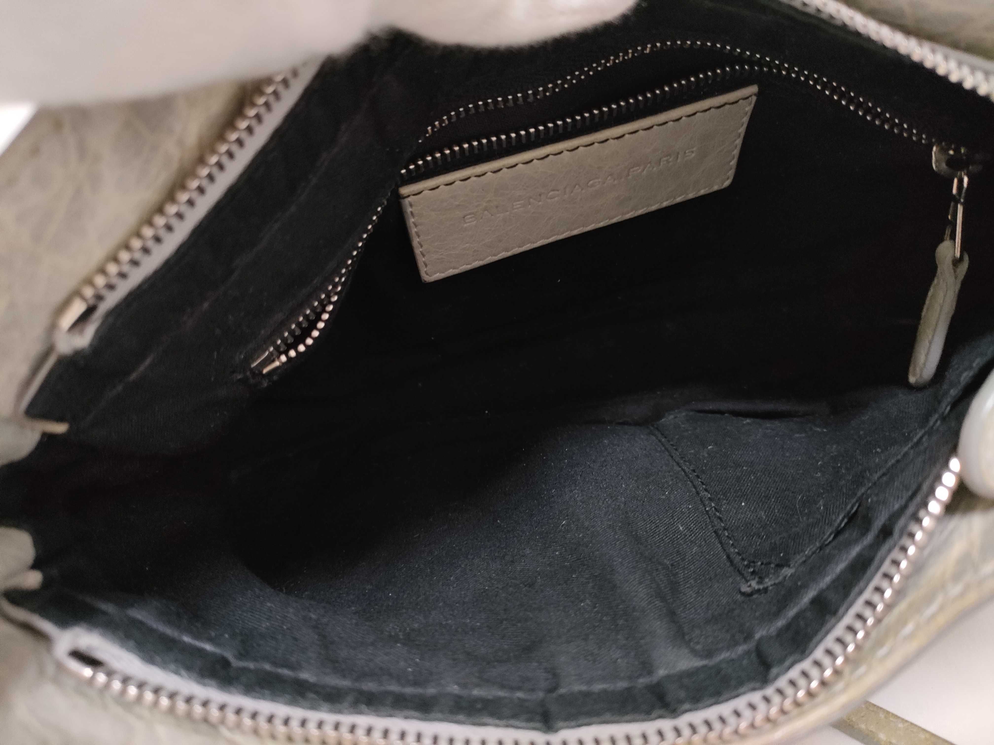 The Giant City Balenciaga Giant Hip Leather Shoulder Bag Blue 237203 Shoulder bag with mirror — view 10