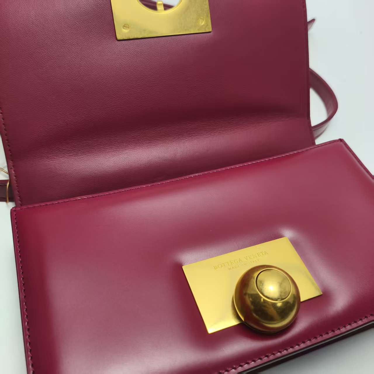 【*Shipped from: China*】BOTTEGA VENETA Leather Shoulder Bag — view 6
