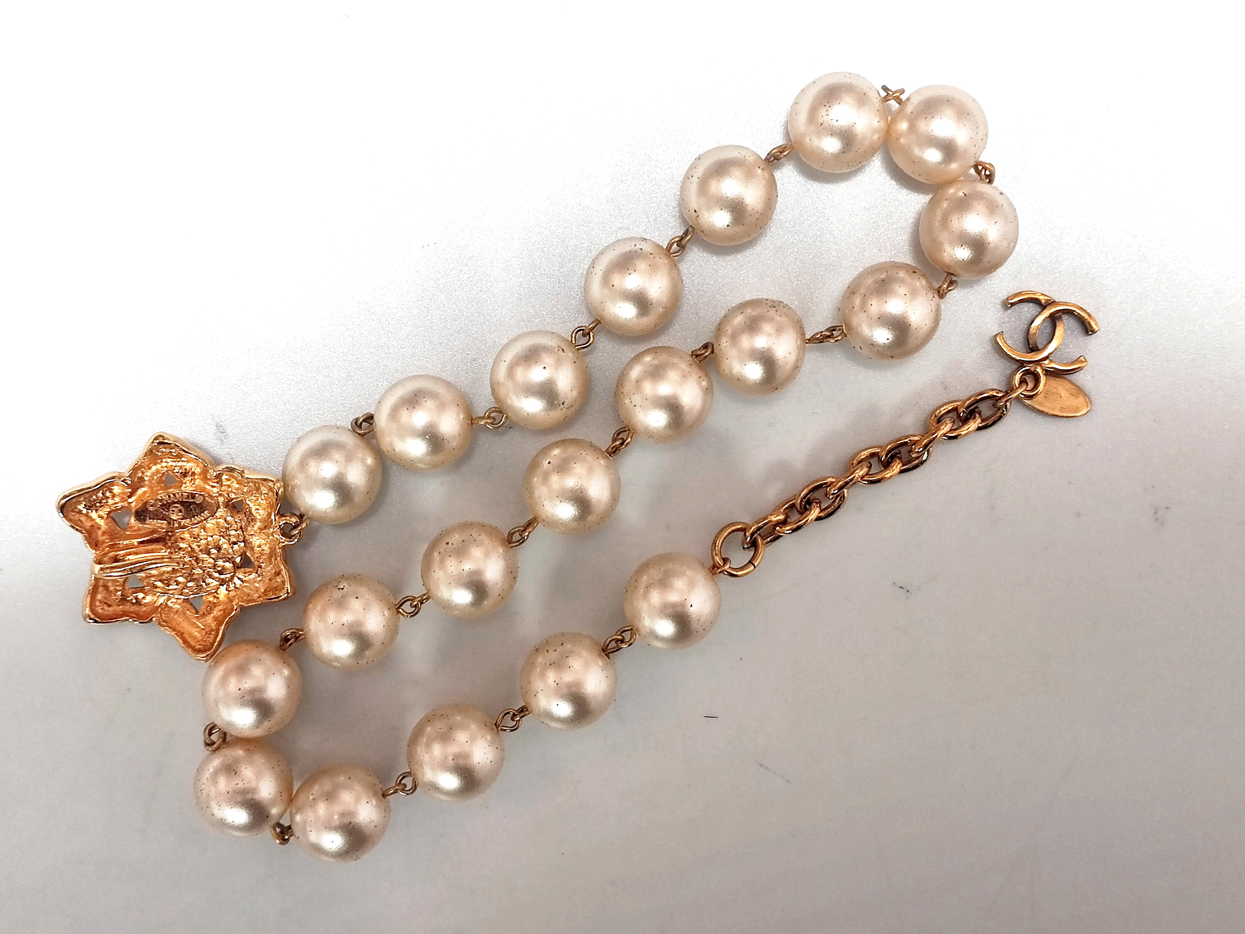 Coco Mark Flower Pearl Necklace — view 6