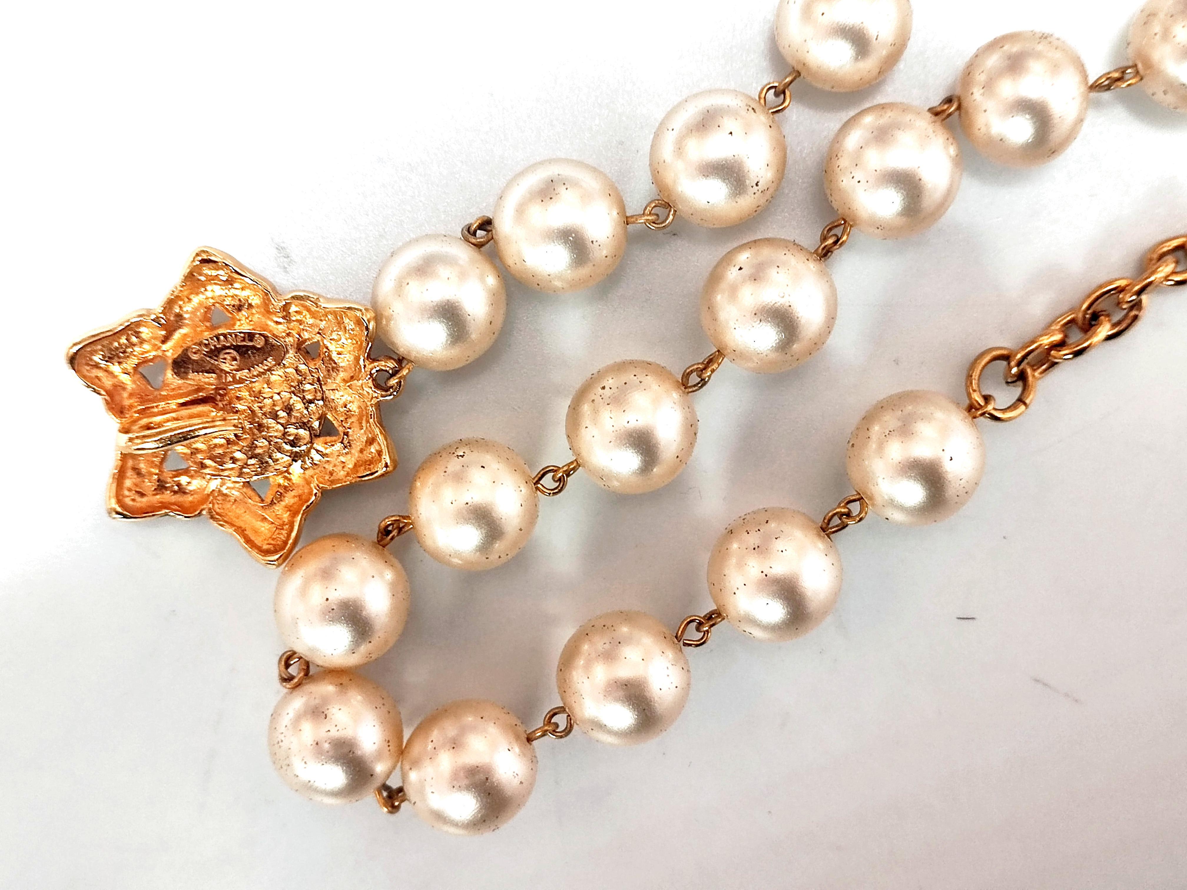Coco Mark Flower Pearl Necklace — view 7