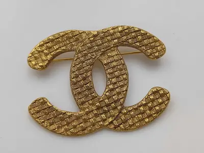 Coco Mark 29 Brooch GP Gold Scratch Brooch