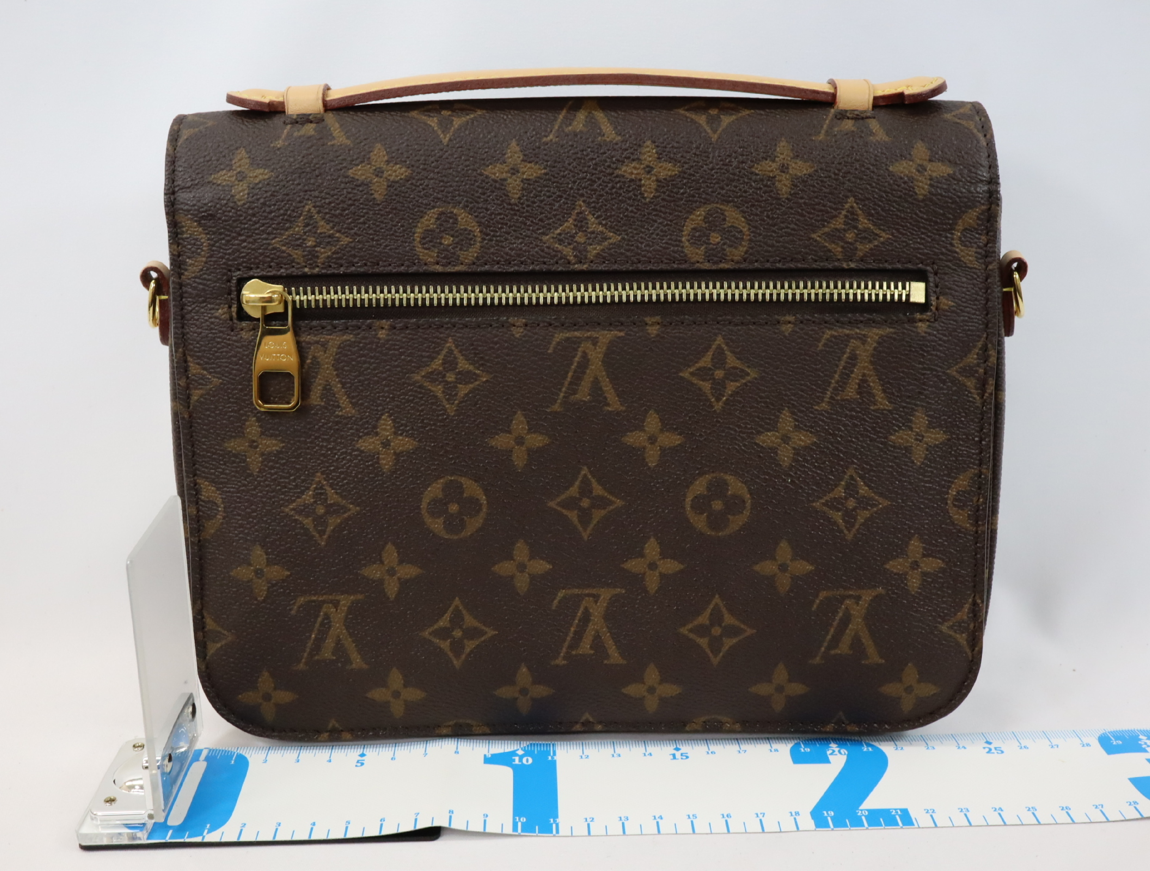 Monogram Pochette Métis MM M44875 Shoulder Bag (RFID detected) — view 2