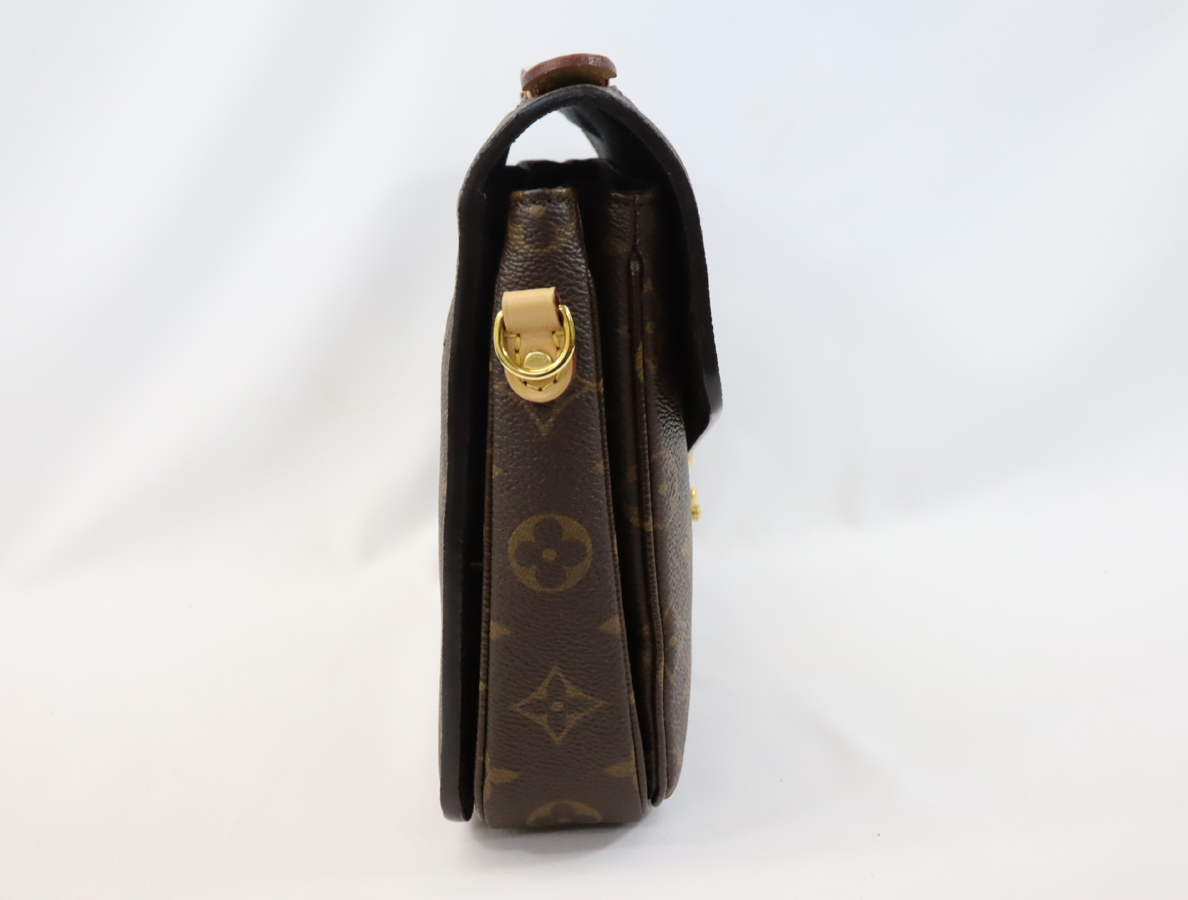Monogram Pochette Métis MM M44875 Shoulder Bag (RFID detected) — view 3