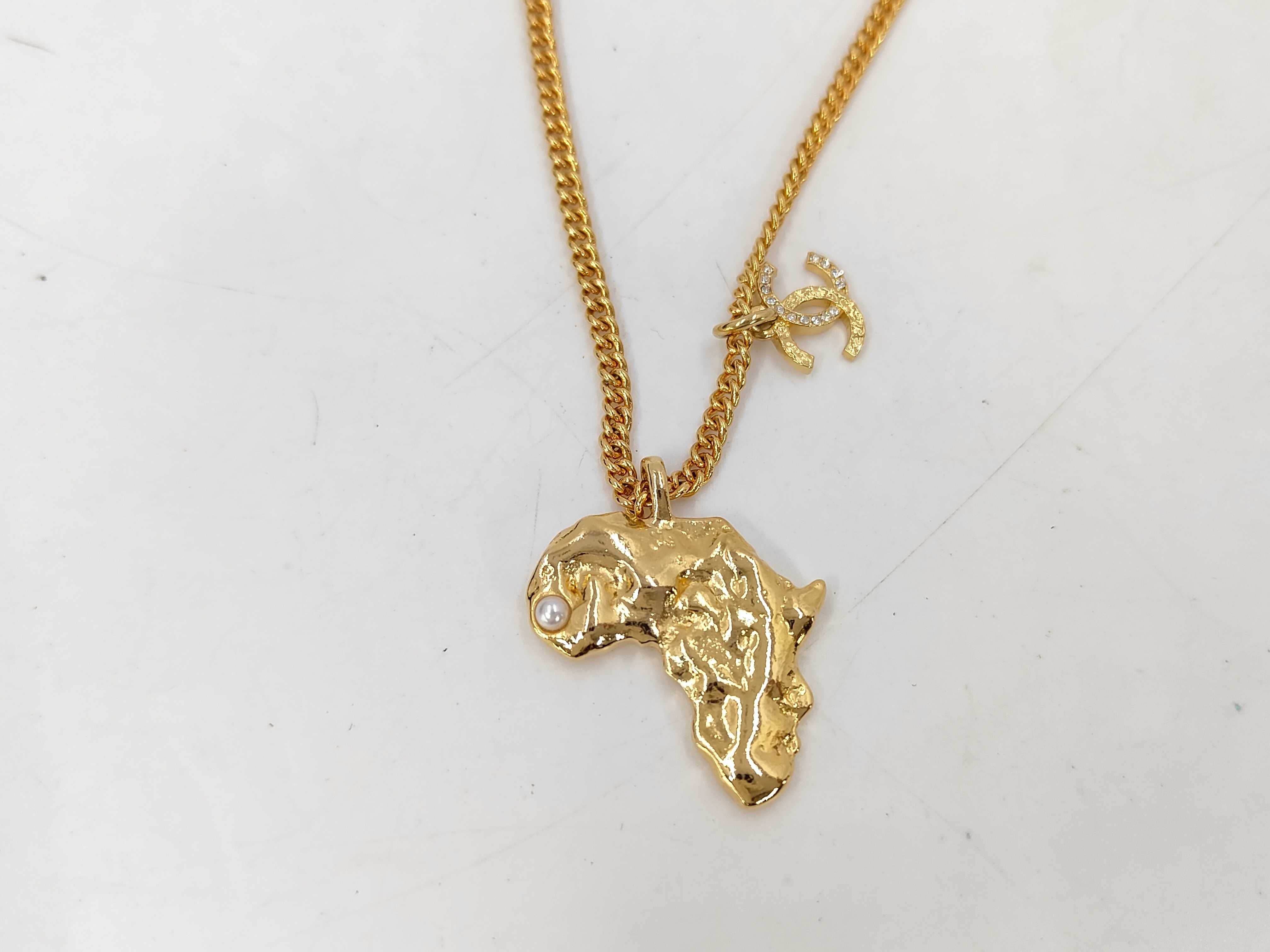 Necklace with GP Hardware, Africa G23A