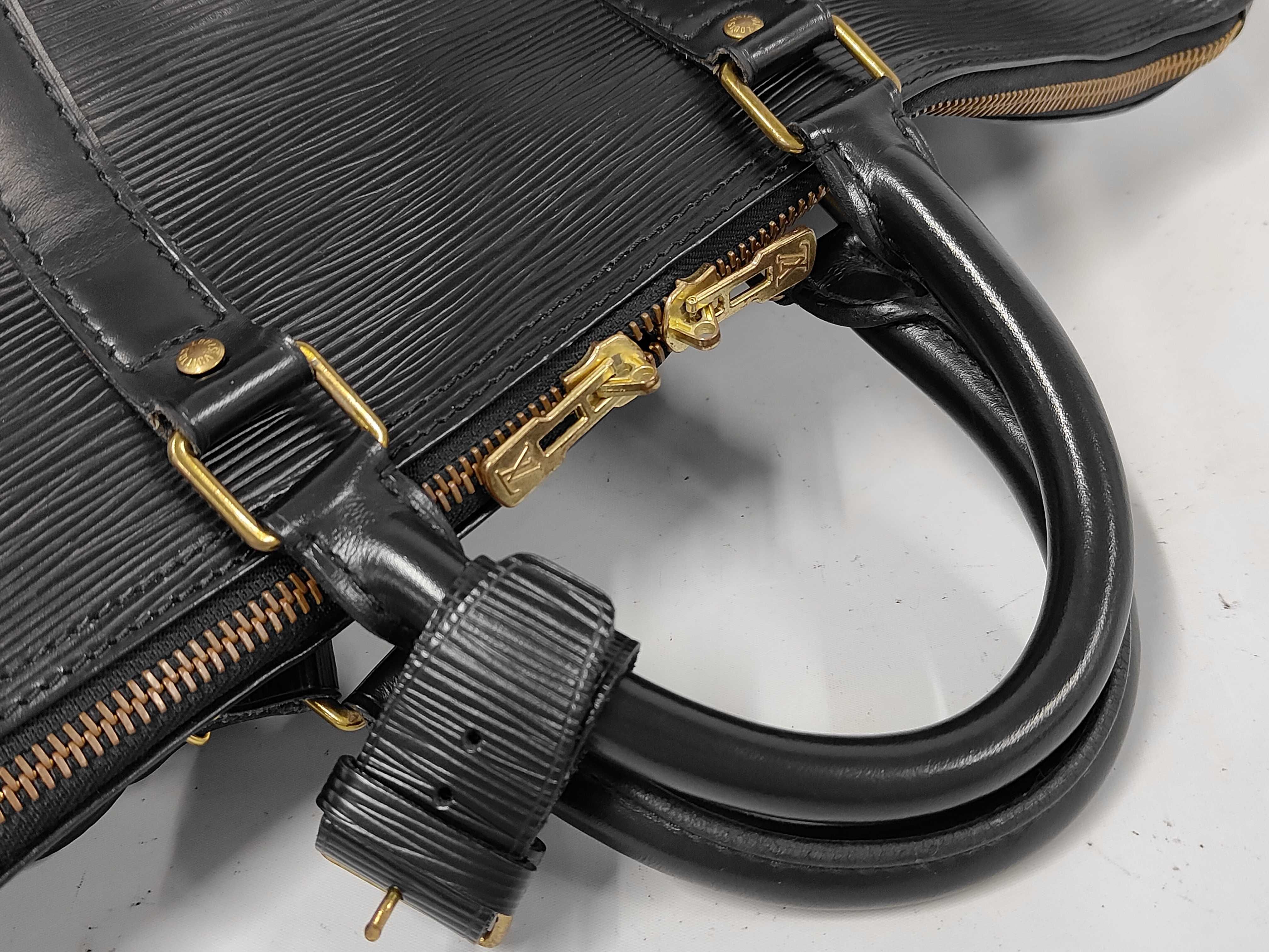 Epi Keepall 50 Noir VI0950 Boston Bag — view 3