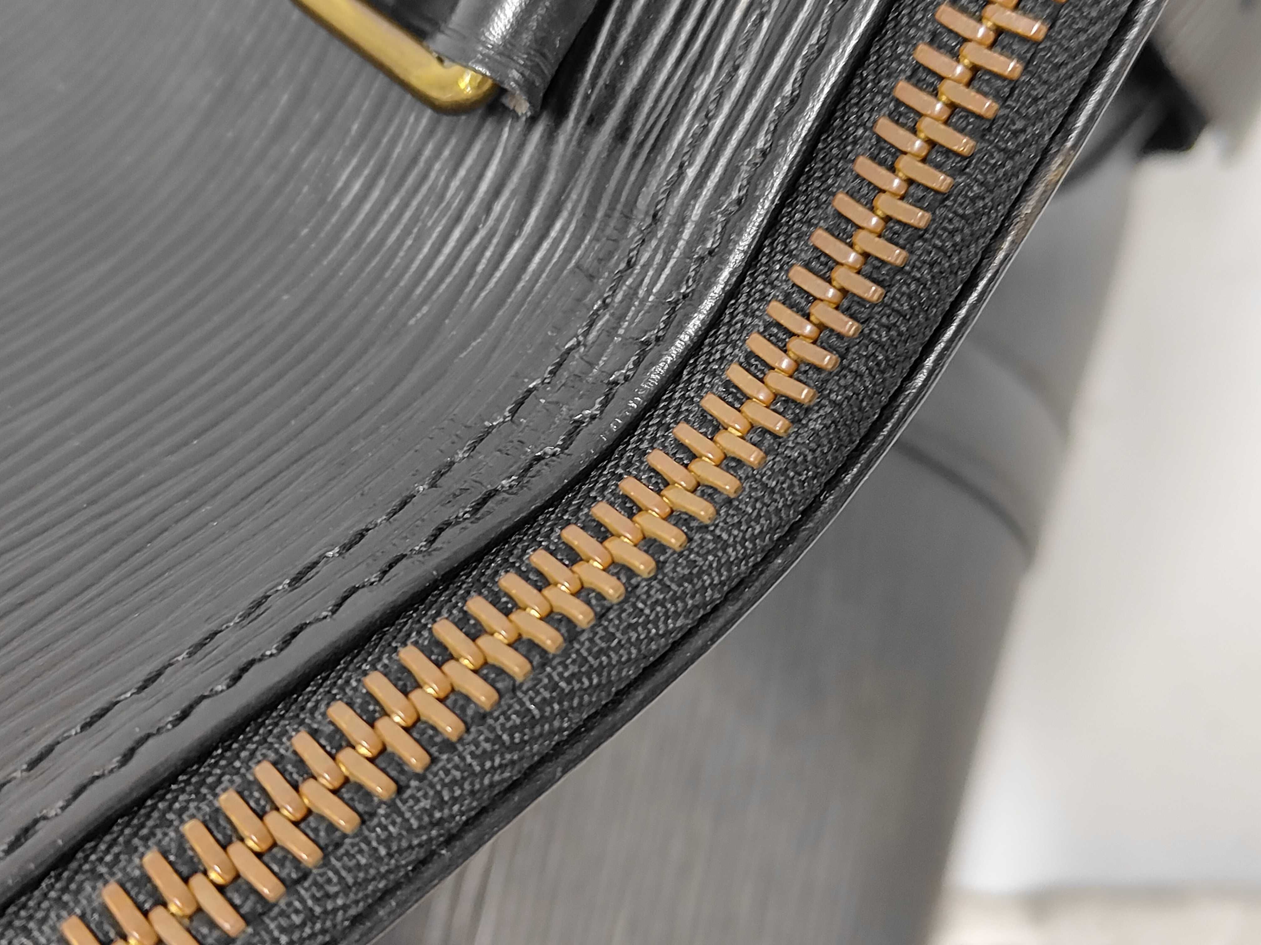 Epi Keepall 50 Noir VI0950 Boston Bag — view 9