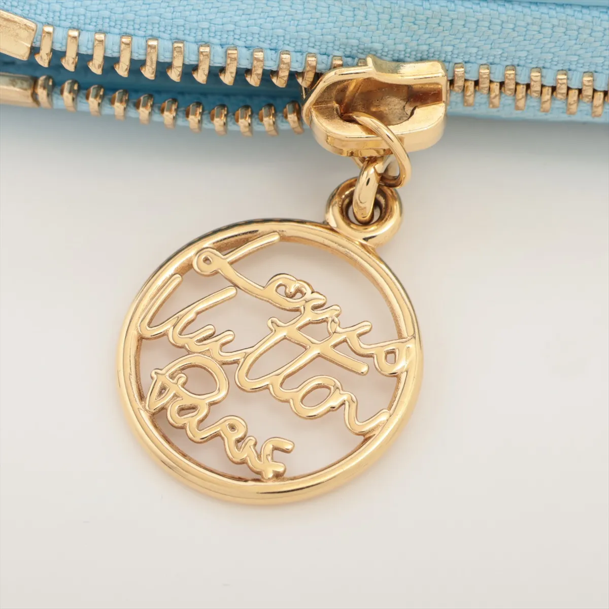 Monogram Empreinte Portefeuille Lisa M27488 Light Blue Compact Wallet (RFID detected) — view 8