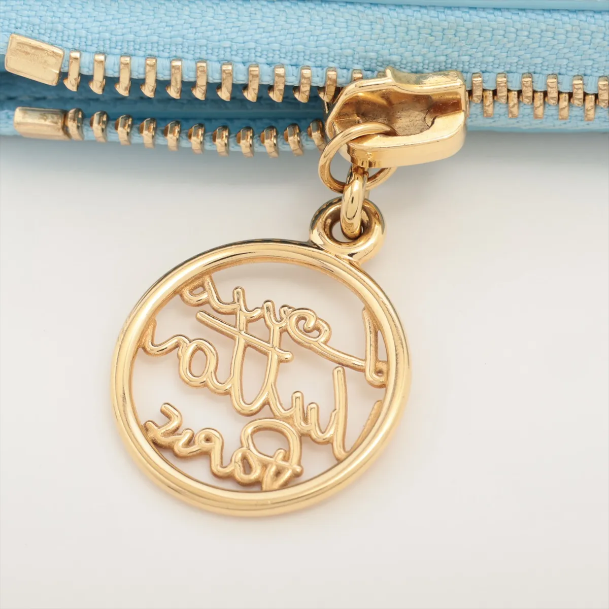 Monogram Empreinte Portefeuille Lisa M27488 Light Blue Compact Wallet (RFID detected) — view 9