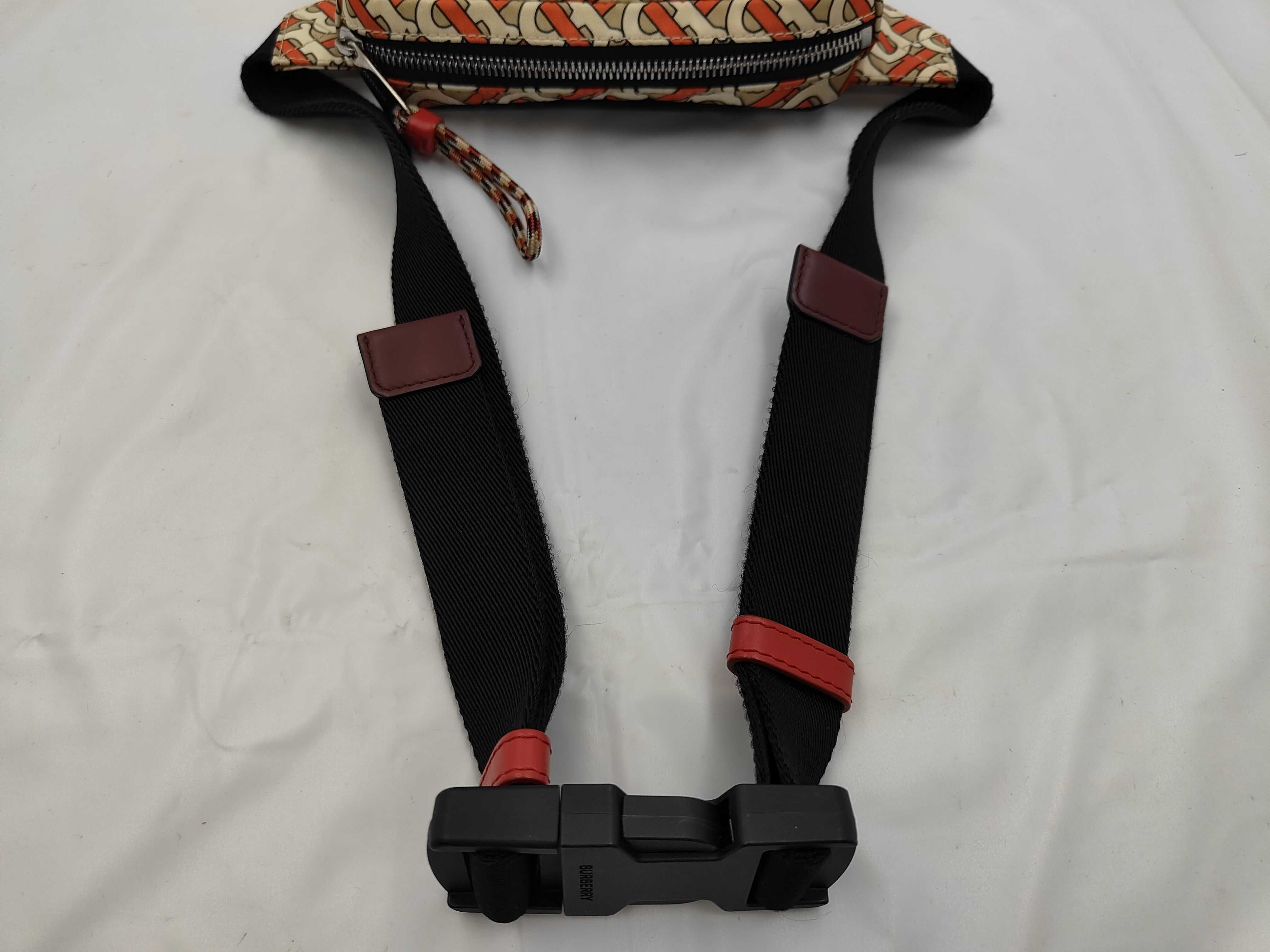 body bag, red x white. — view 3