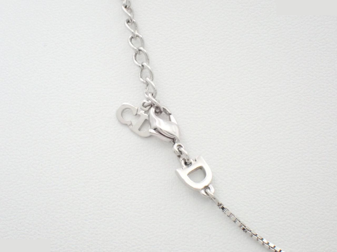 logo plate necklace, chain approximately 44cm — view 2