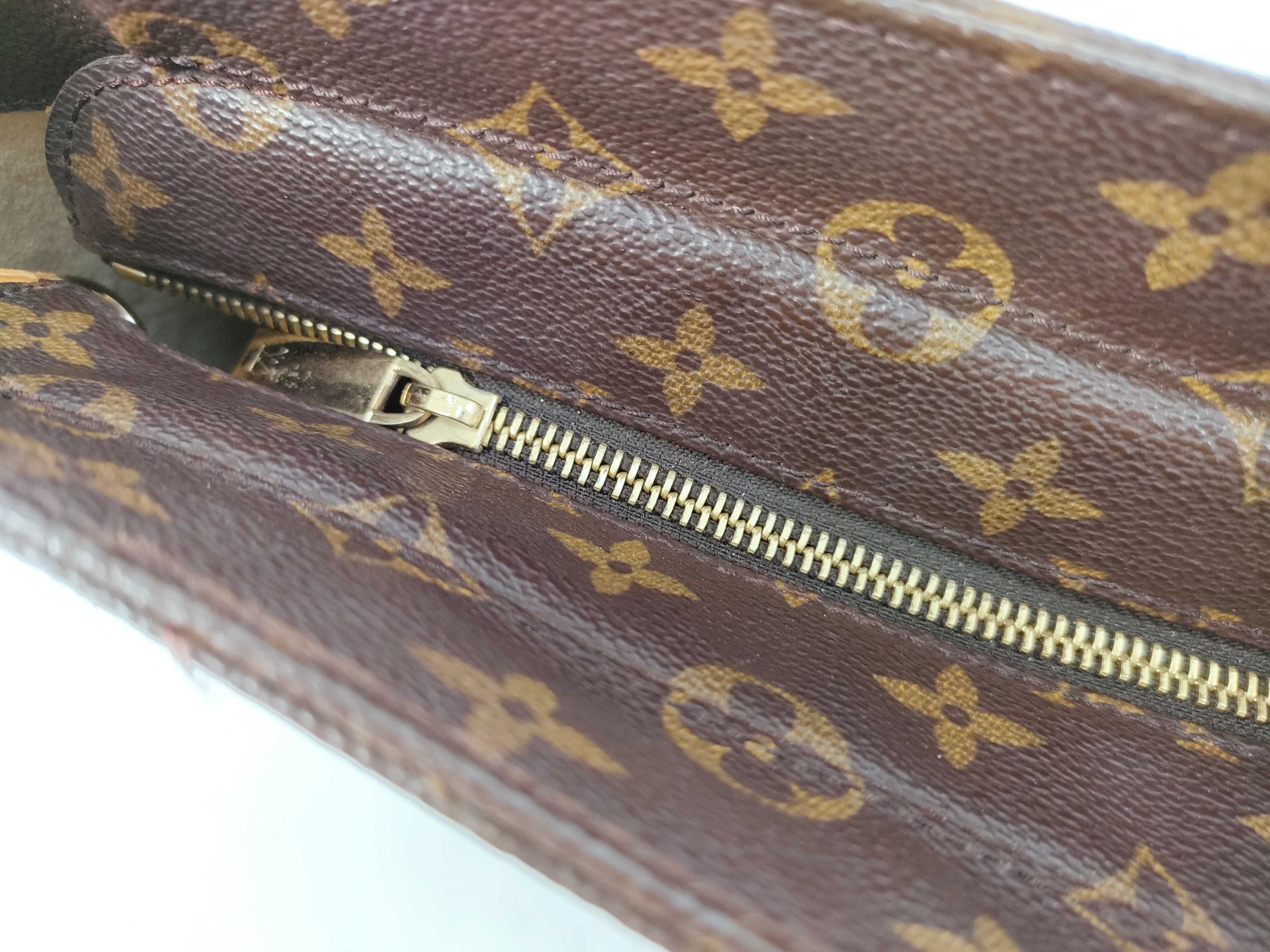 Monogram Luco M51155 Tote Bag — view 13