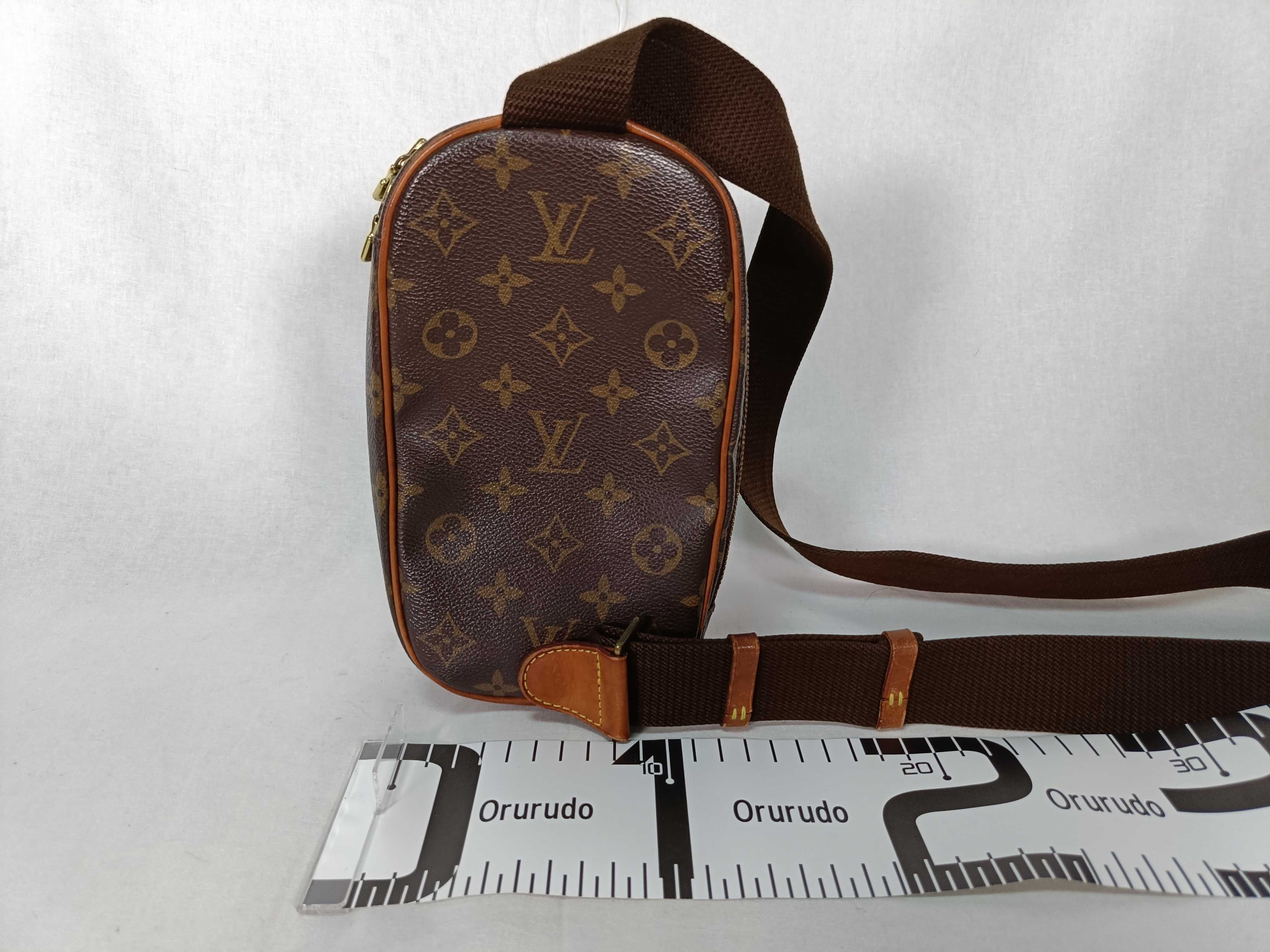 Monogram Pochette Gange M51870 Brown Shoulder Bag — view 2