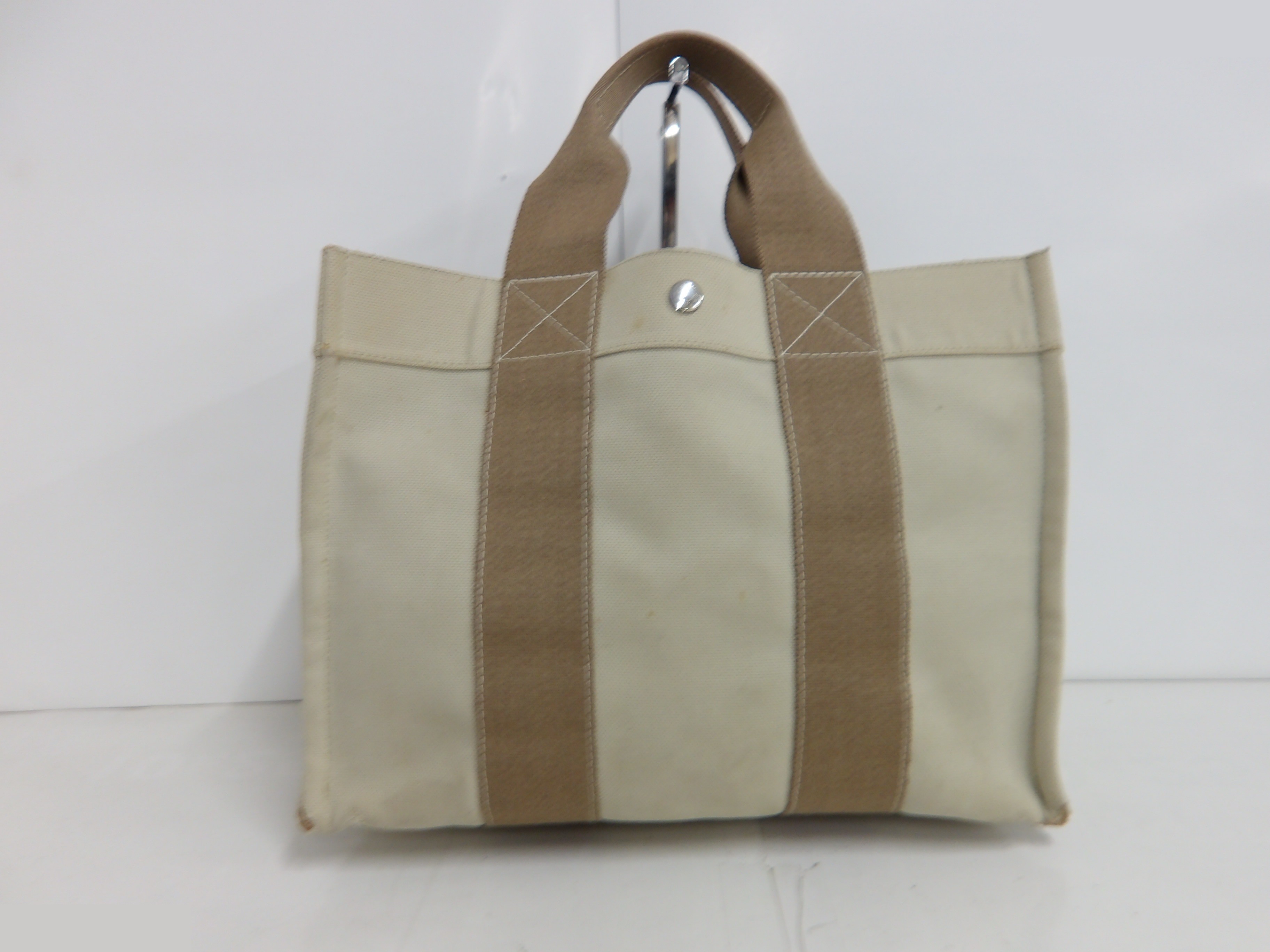 Coquillage PM Tote Bag with Pouch — view 2