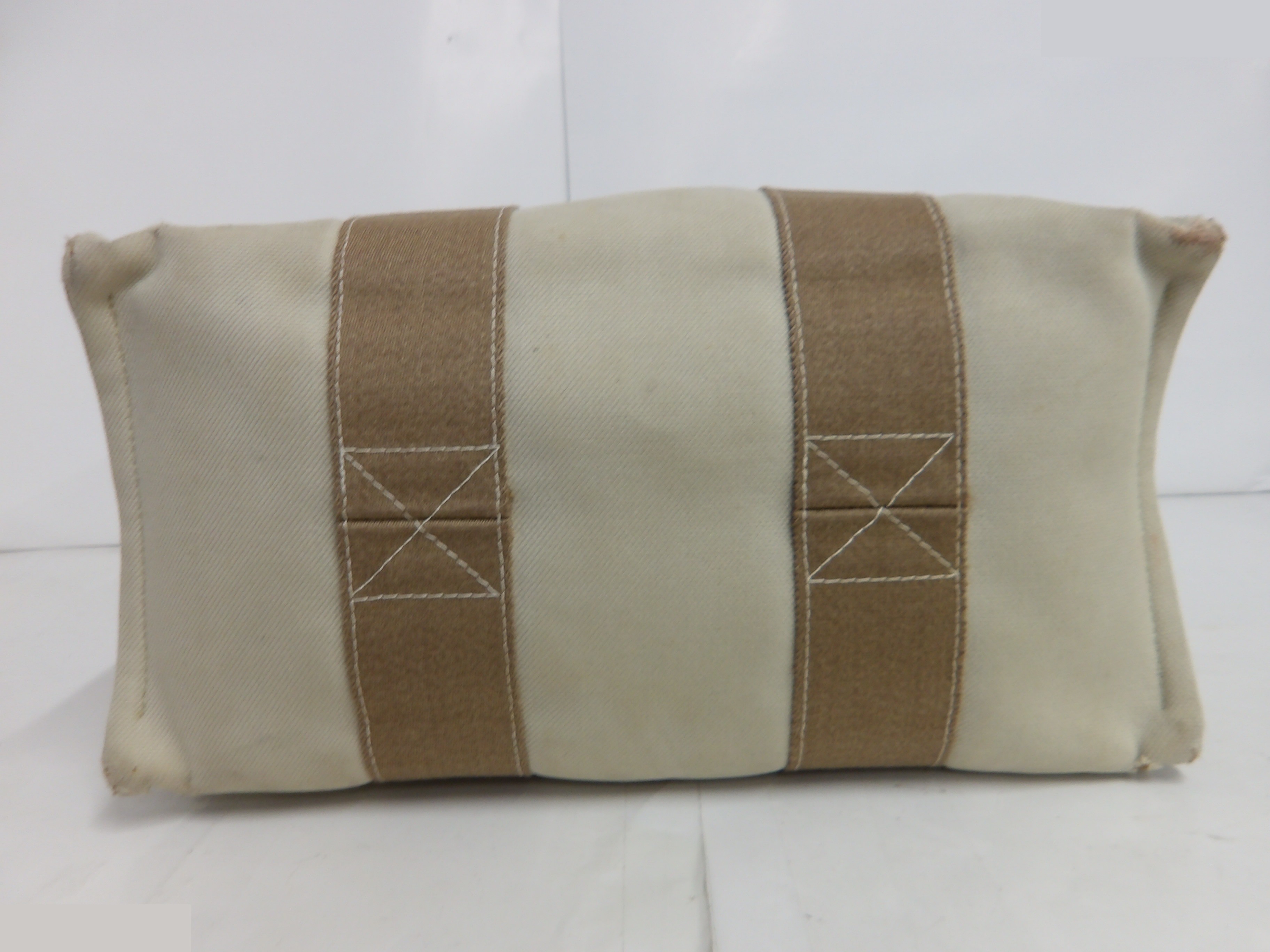 Coquillage PM Tote Bag with Pouch — view 3