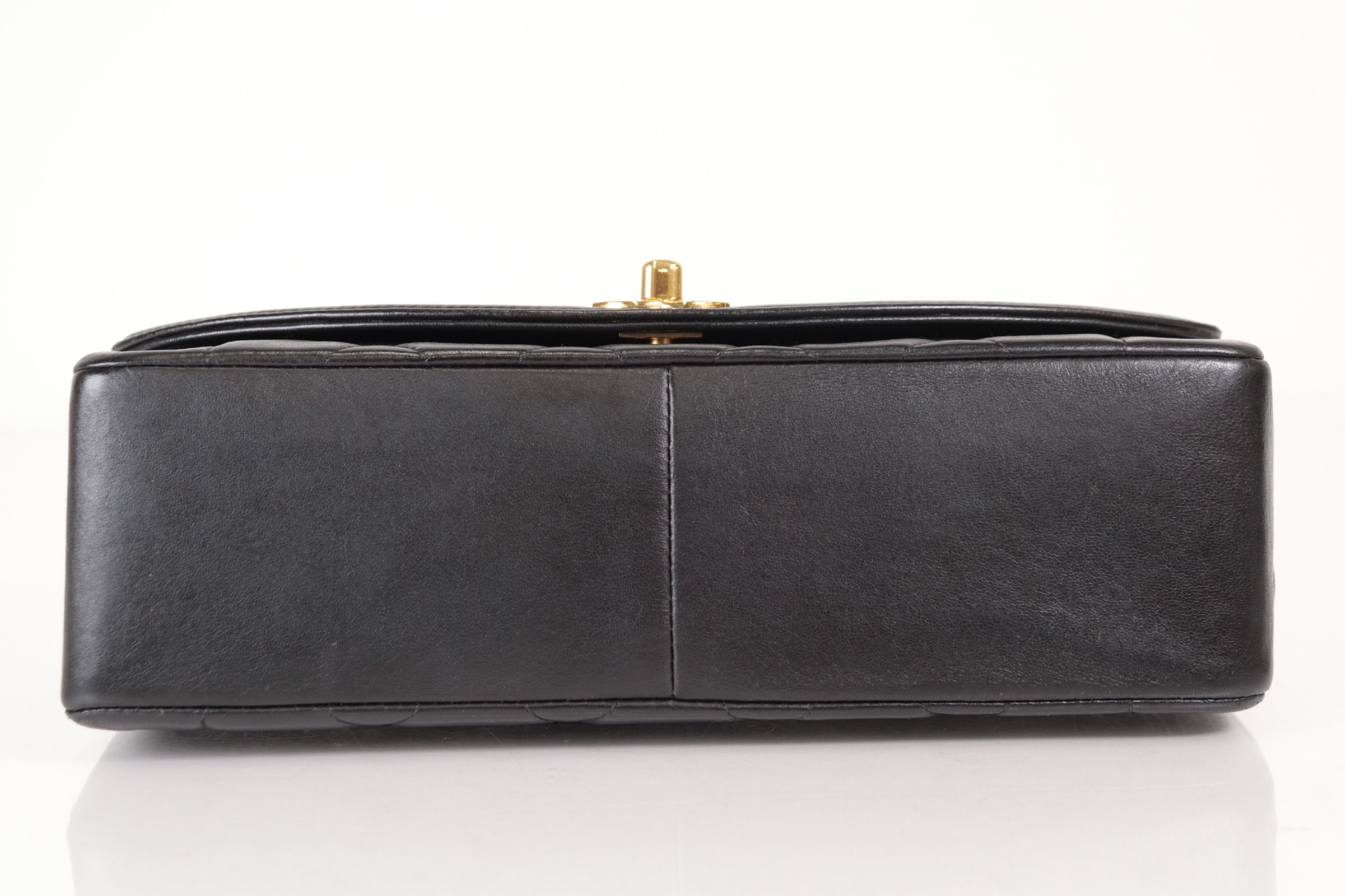Diana 25 Lambskin Chain Shoulder Bag (Serial No. 2) — view 7