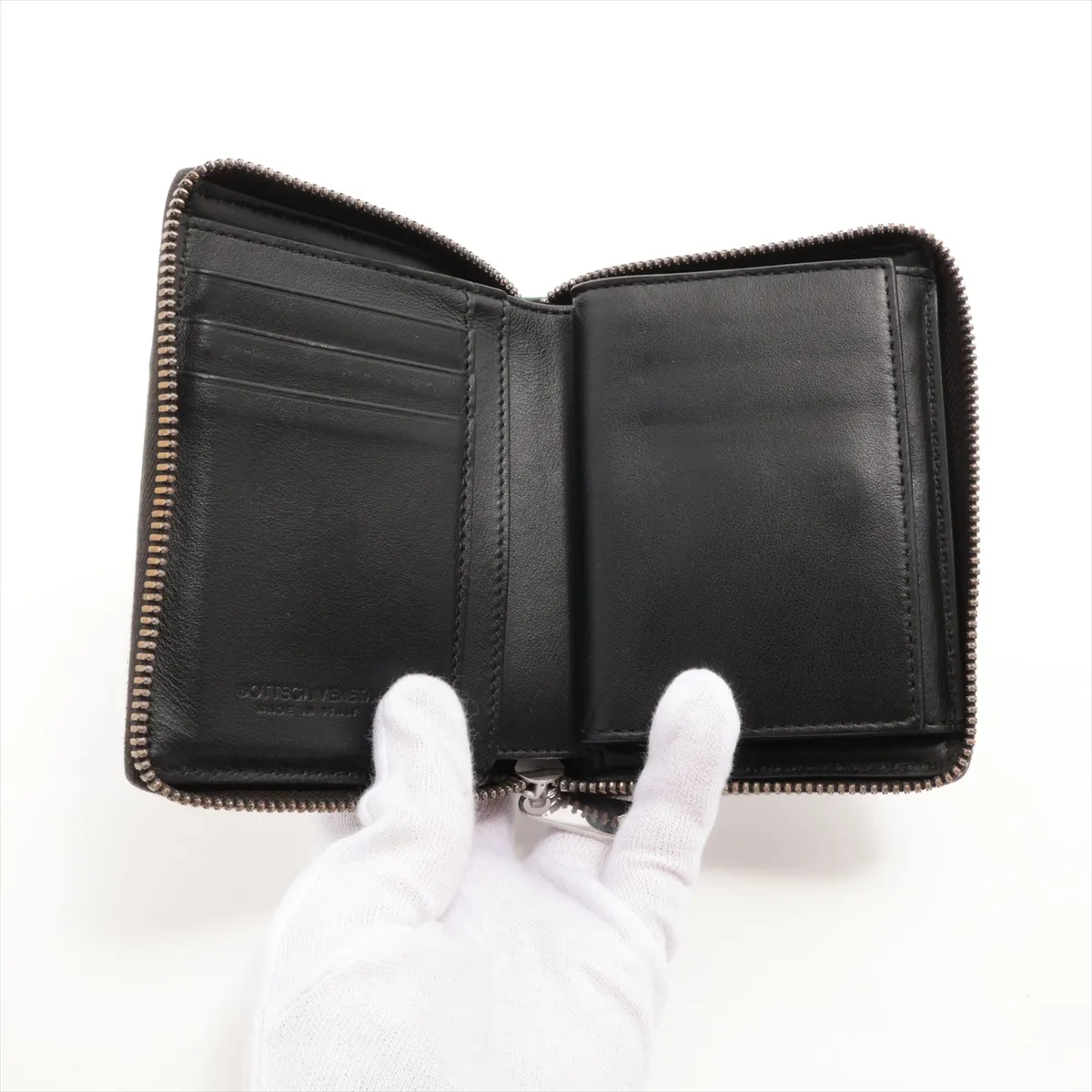 Maxi Intrecciato Cassette Leather Compact Wallet, Black — view 3