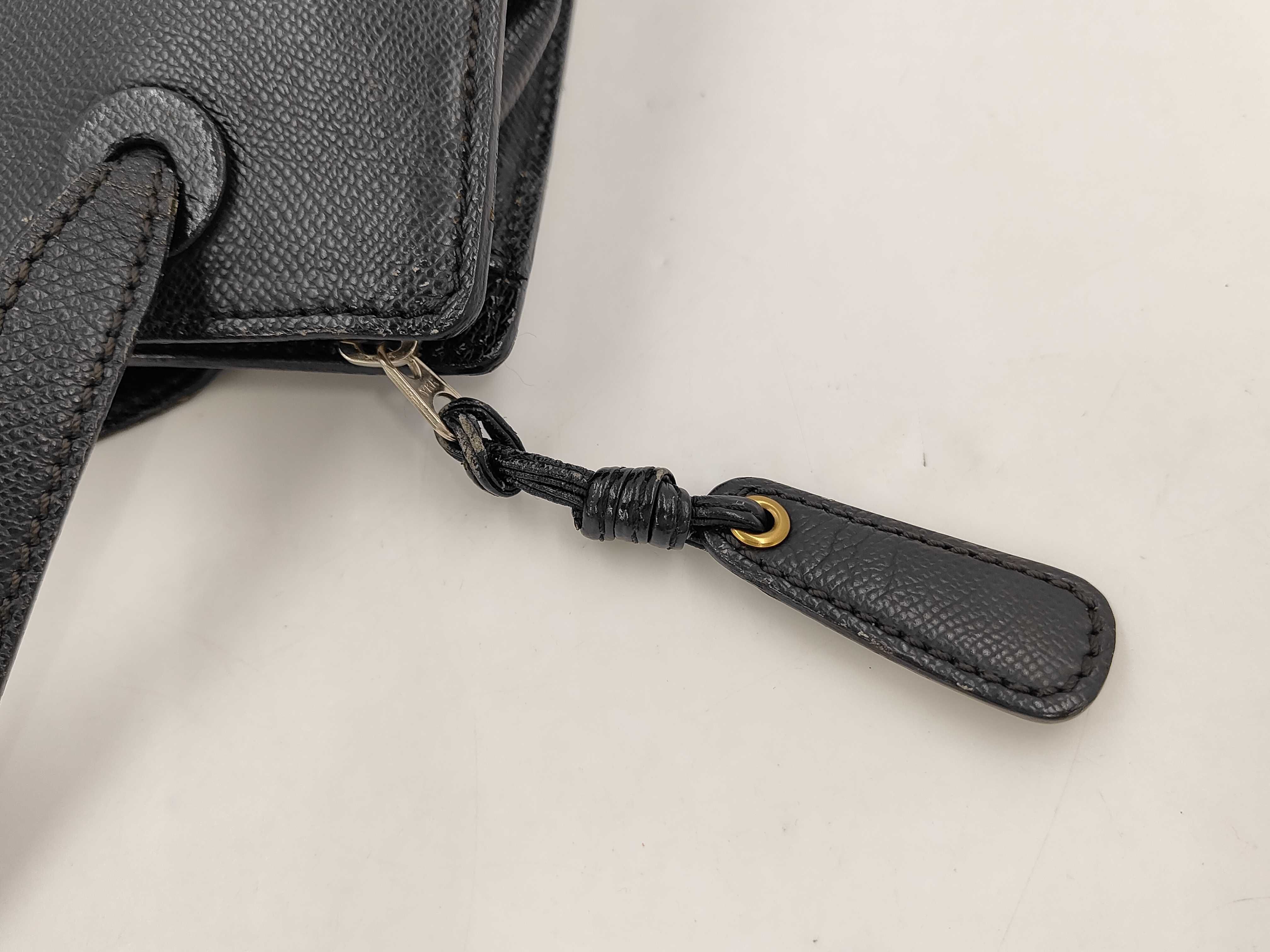 Caviar Skin Shoulder Bag — view 8