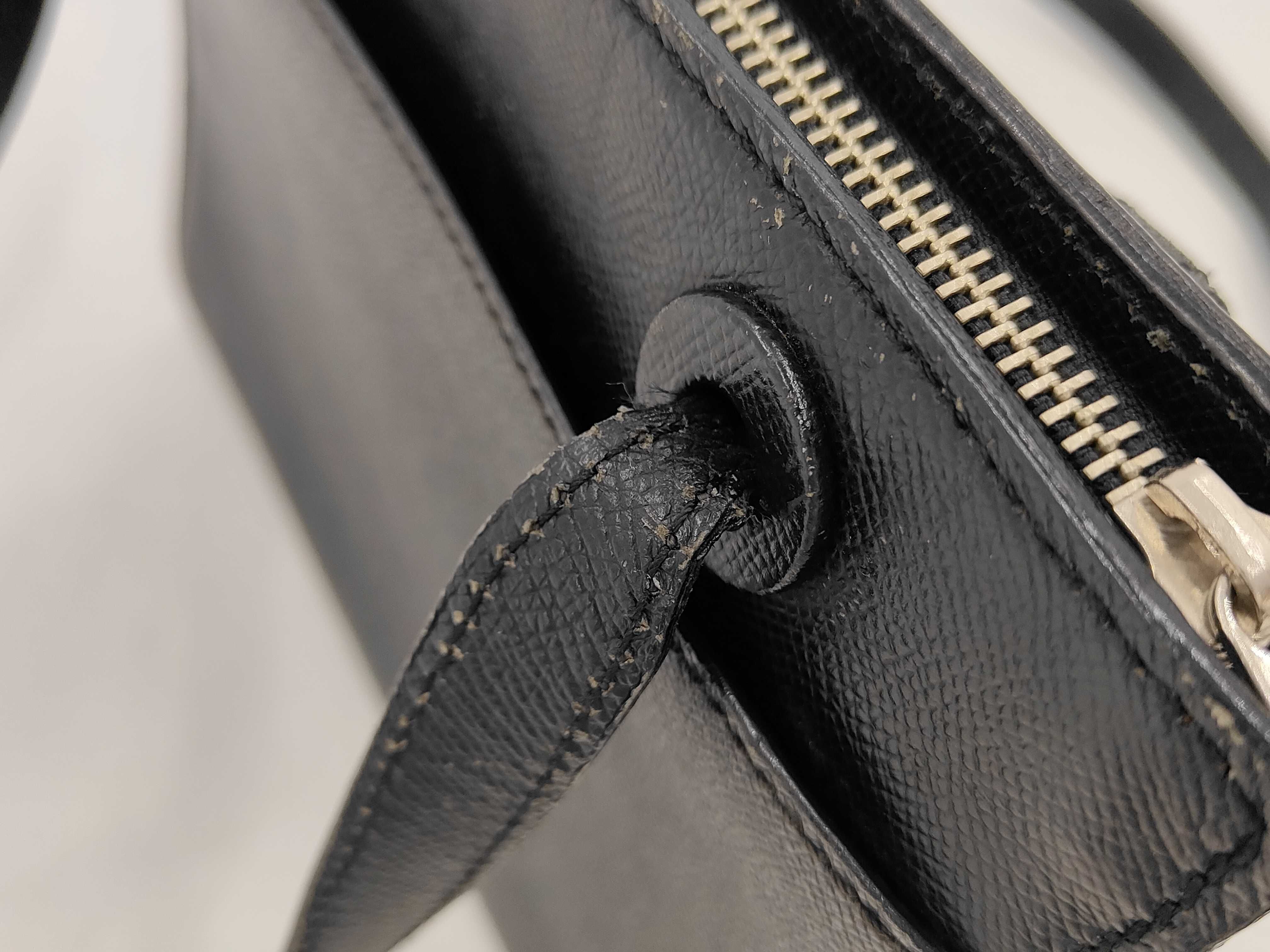 Caviar Skin Shoulder Bag — view 9