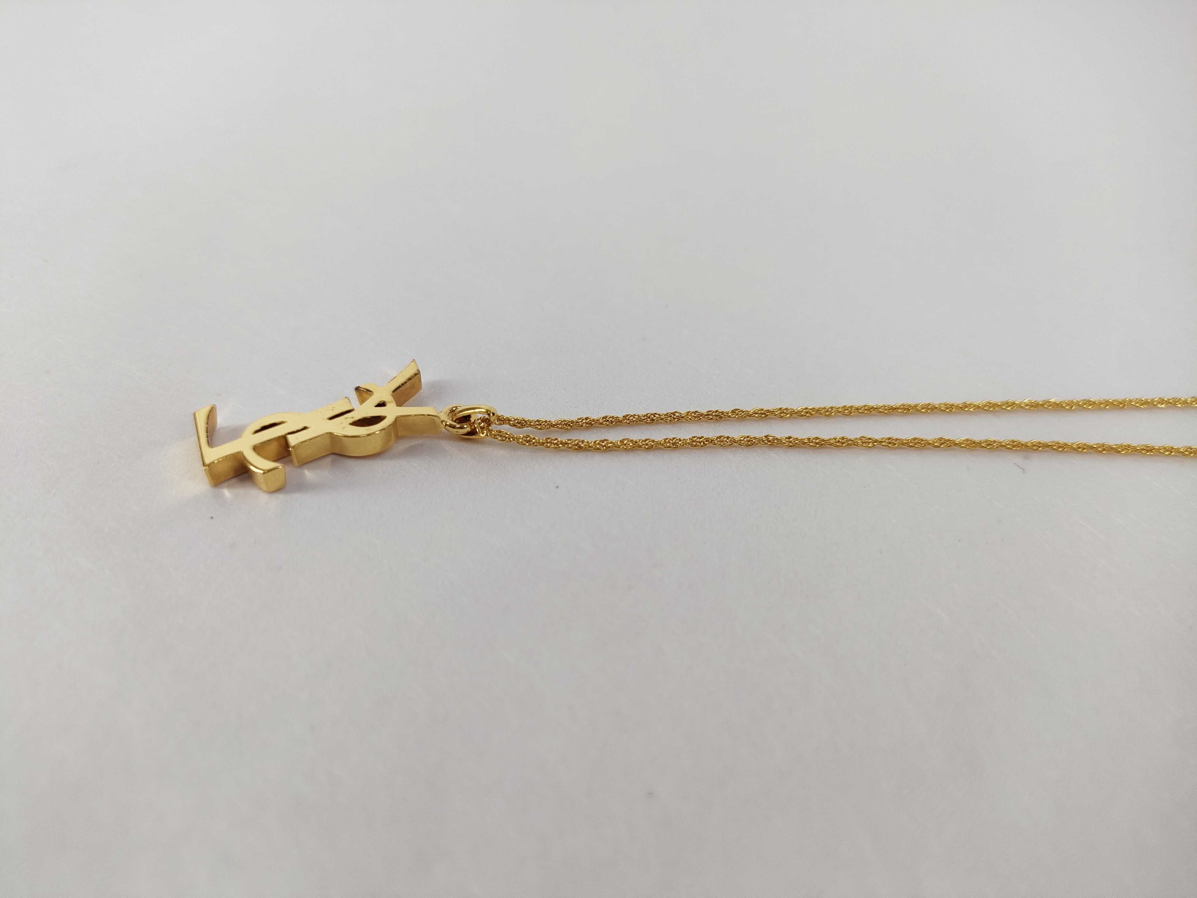 logo Cassandra gold necklace — view 7