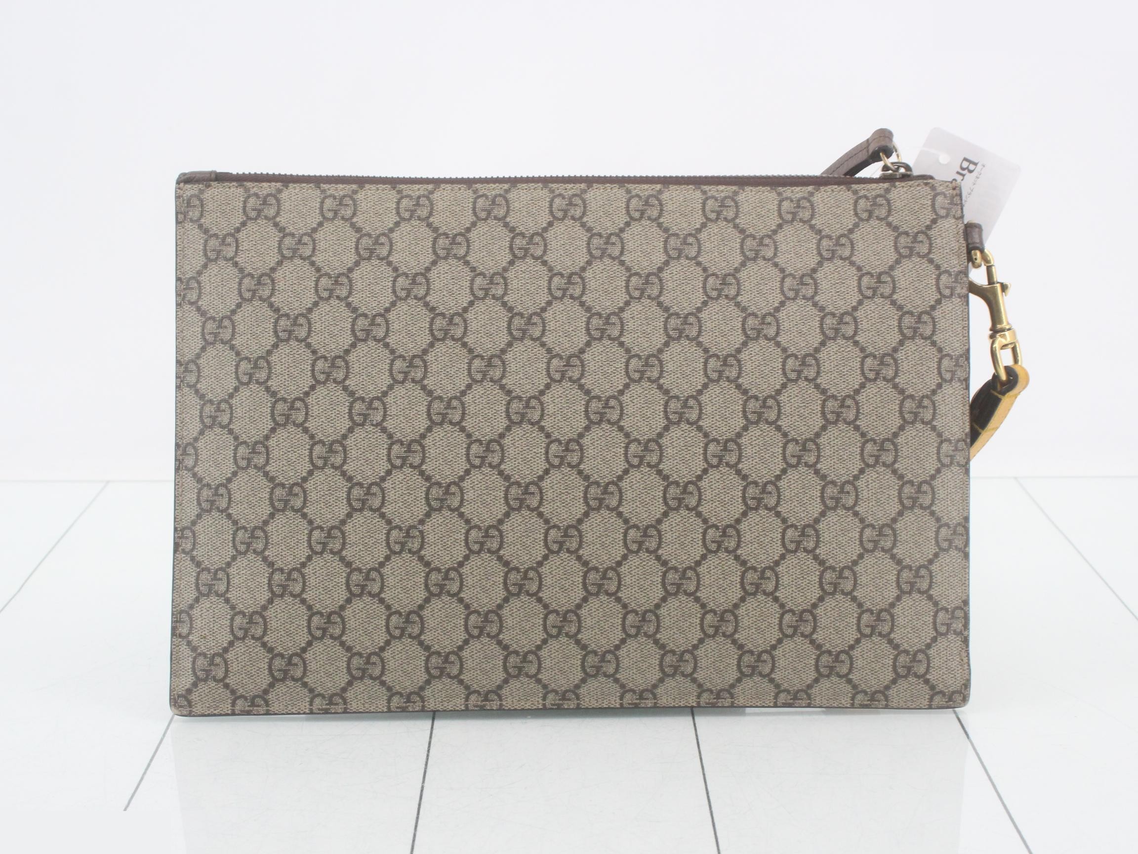 GG Supreme Tiger Head Clutch Bag — view 2