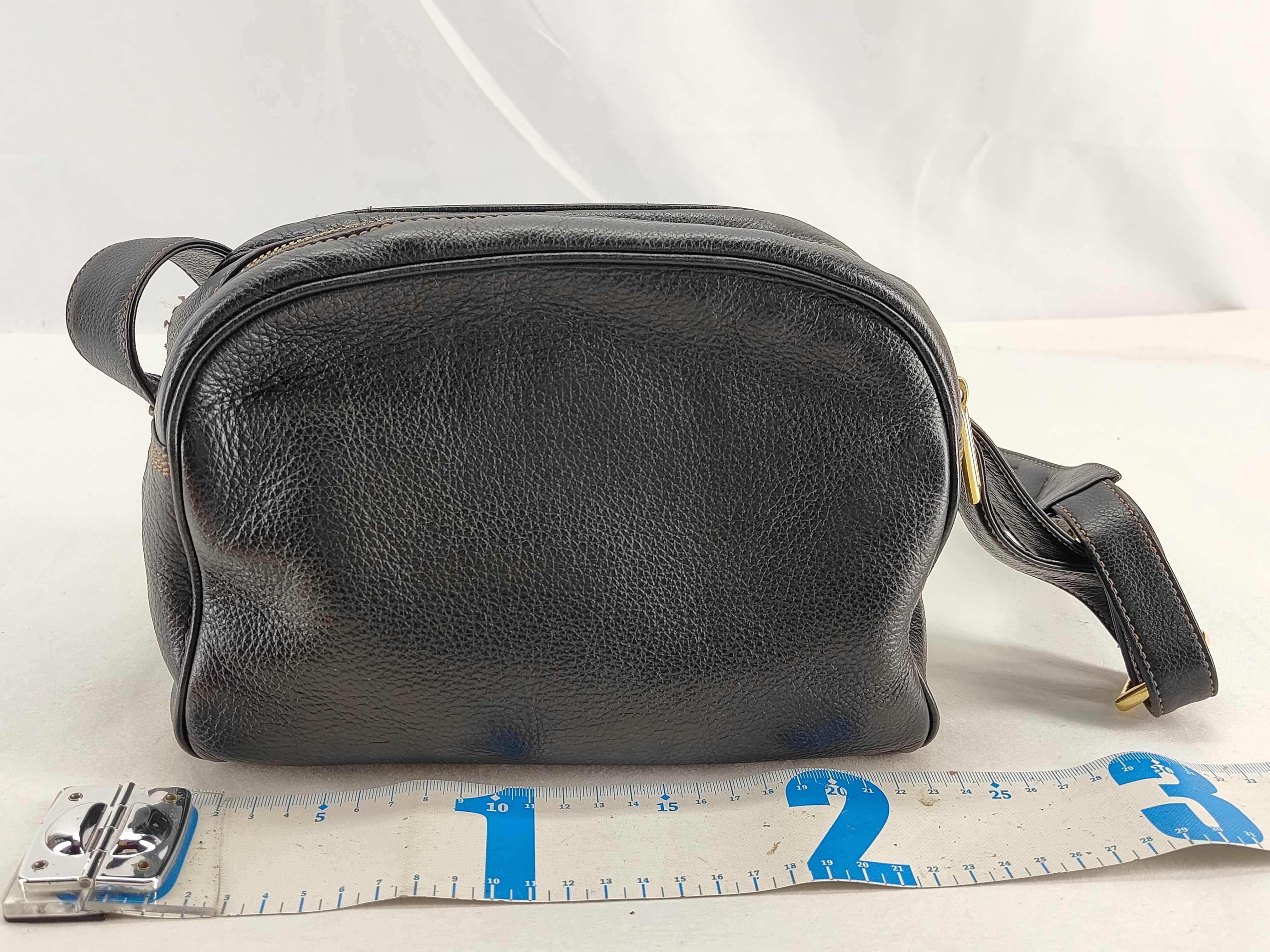 shoulder bag, leather, black, Anagram design. — view 2