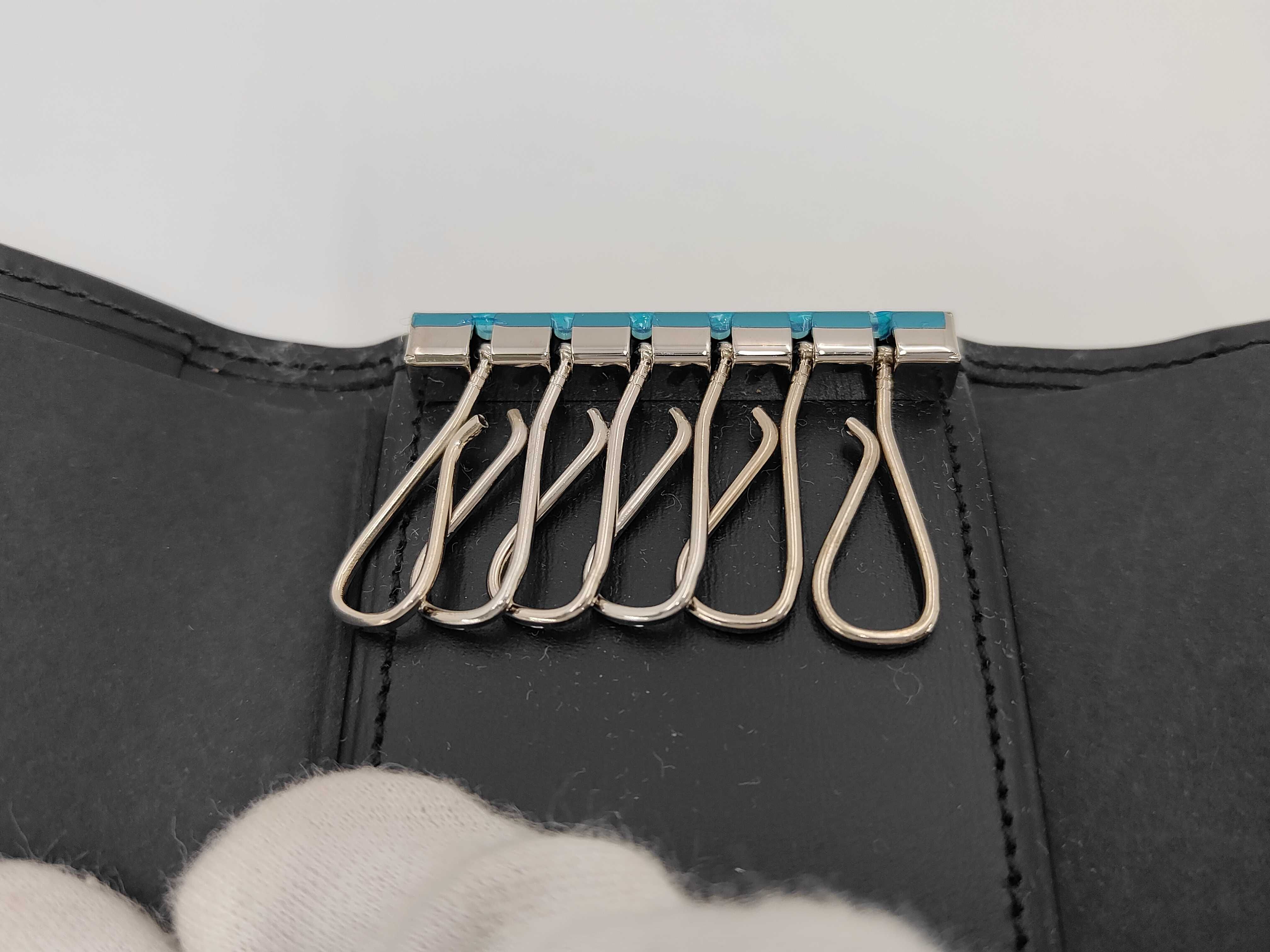 key case — view 9