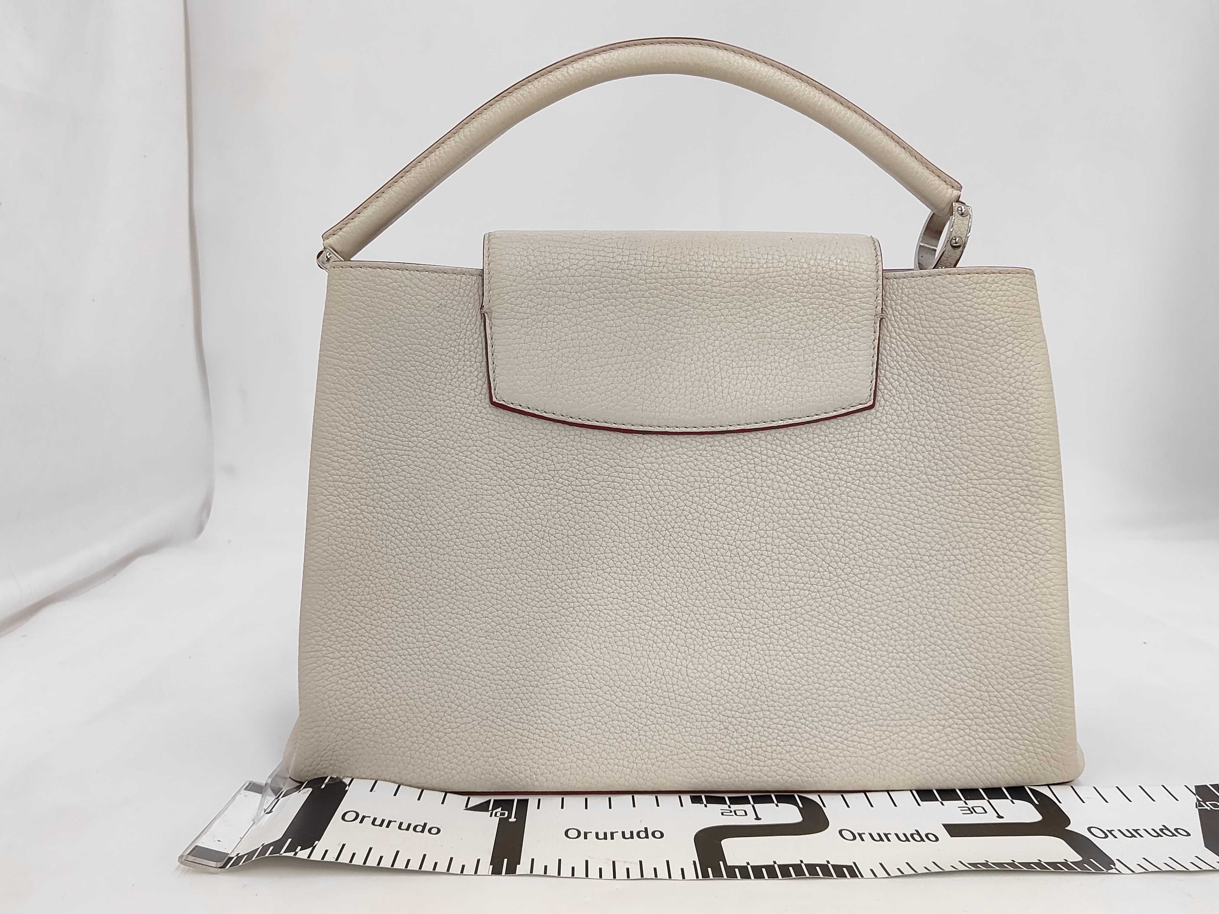 Capucines MM White Handbag — view 2