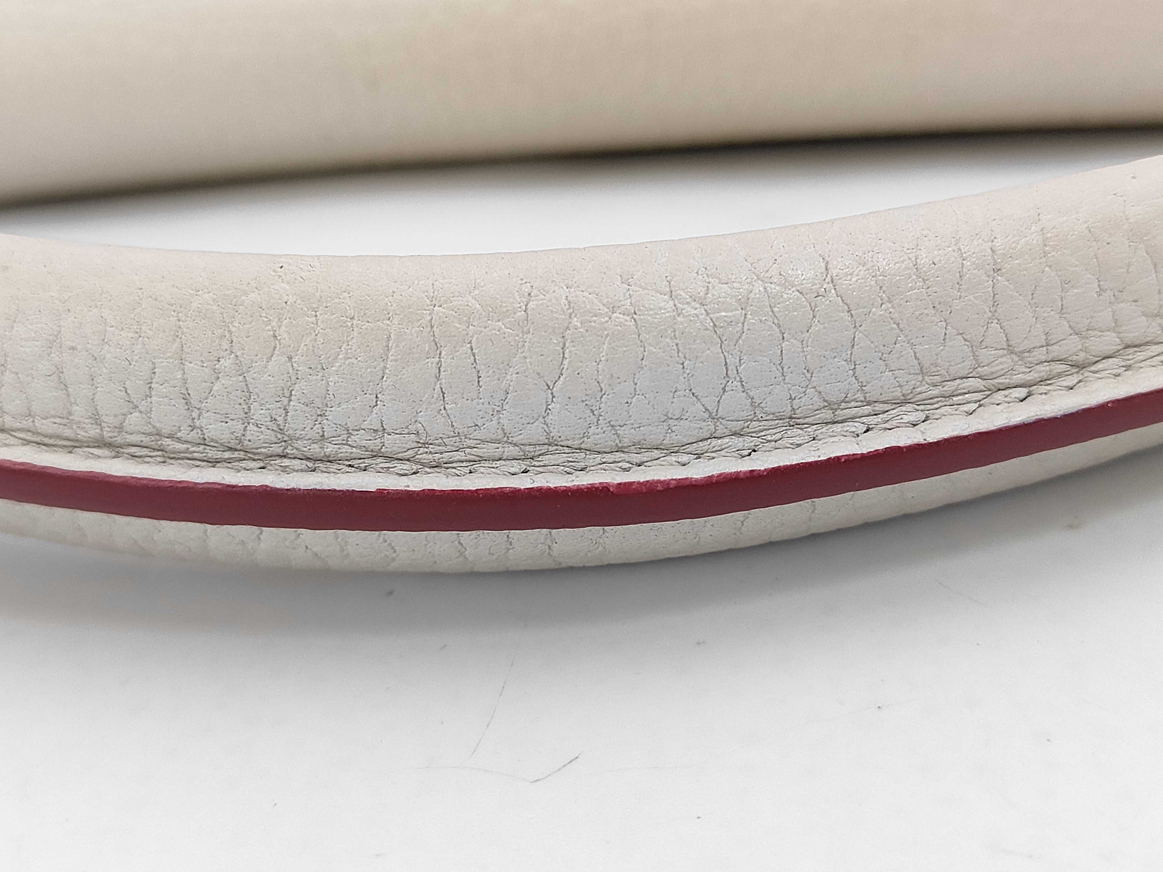 Capucines MM White Handbag — view 6