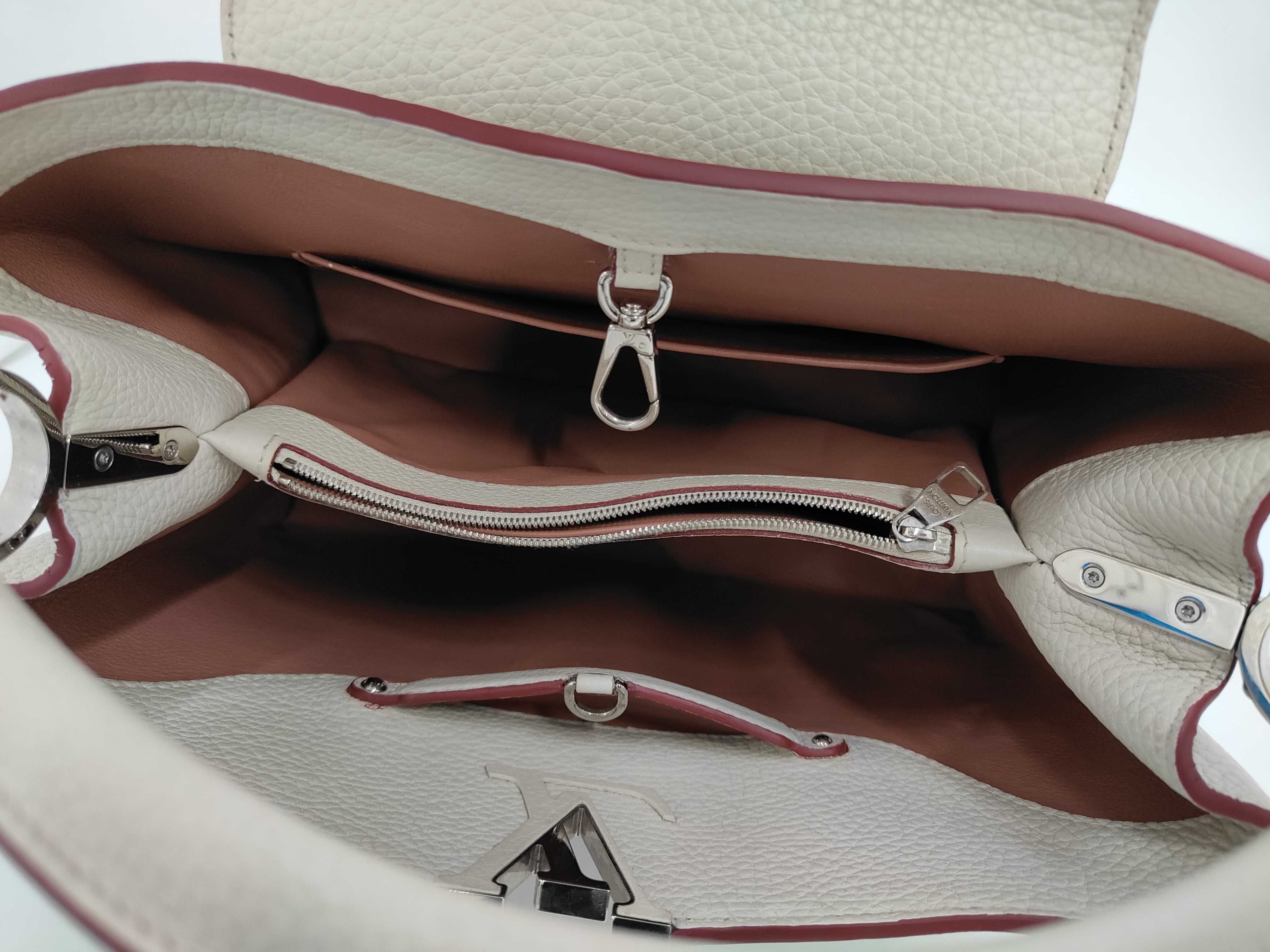 Capucines MM White Handbag — view 8