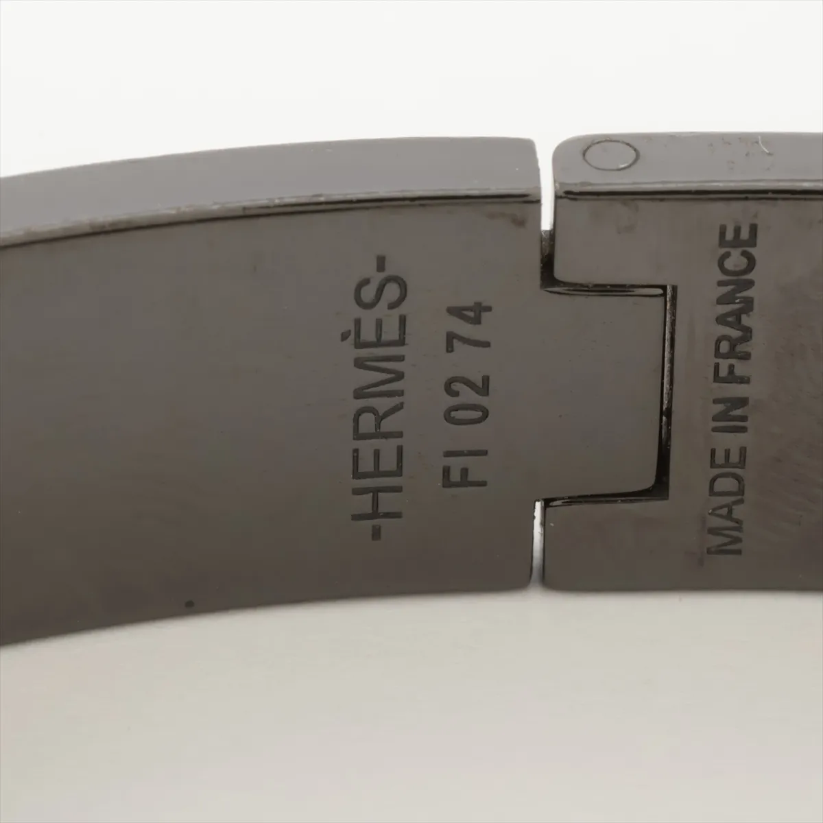 Click H Fan FI0274 Bangle, GP Black. Shows — view 6