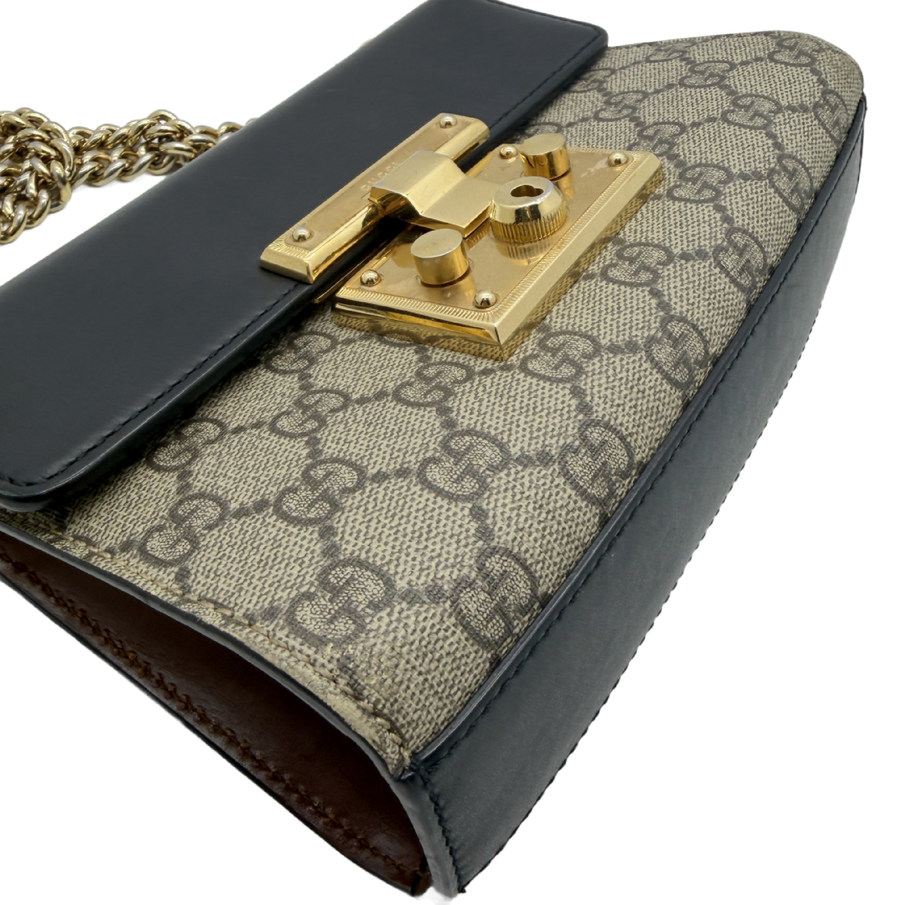 GG Supreme Padlock Chain Shoulder Bag — view 4