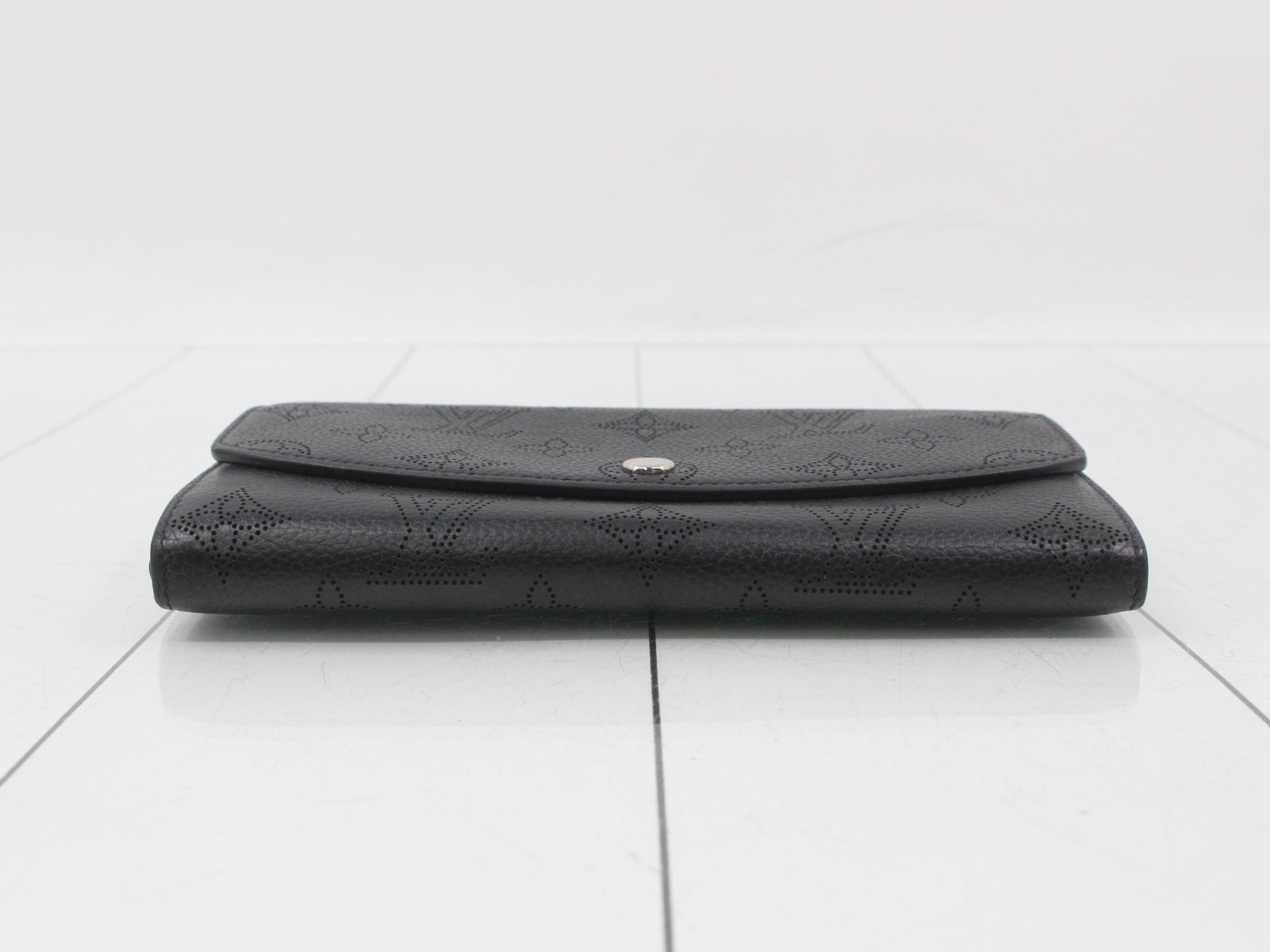 Portefeuille Iris Bi-fold Long Wallet, Black/Noir — view 3