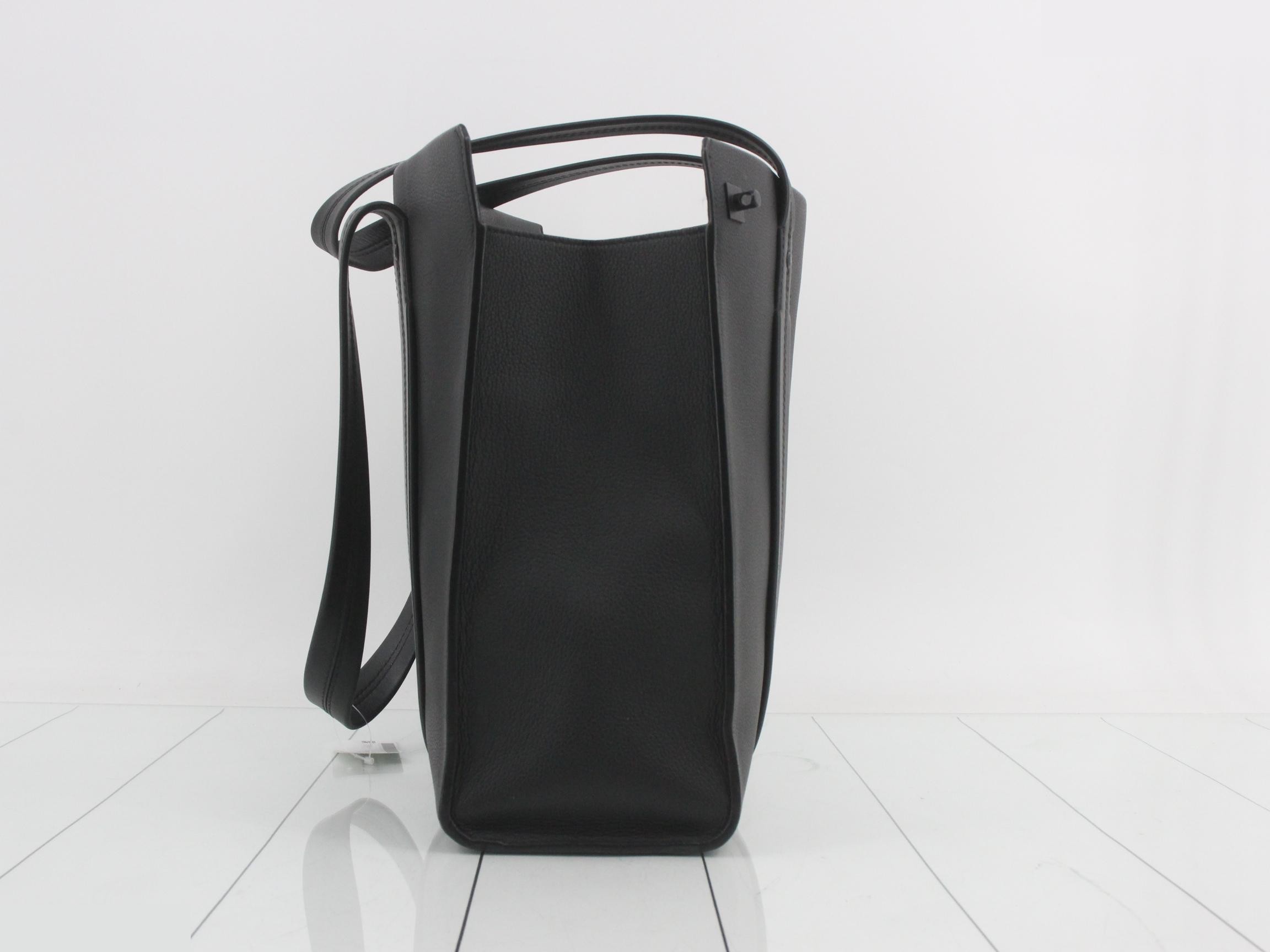 LV Aerogram Takeoff Tote Bag M57308 — view 4