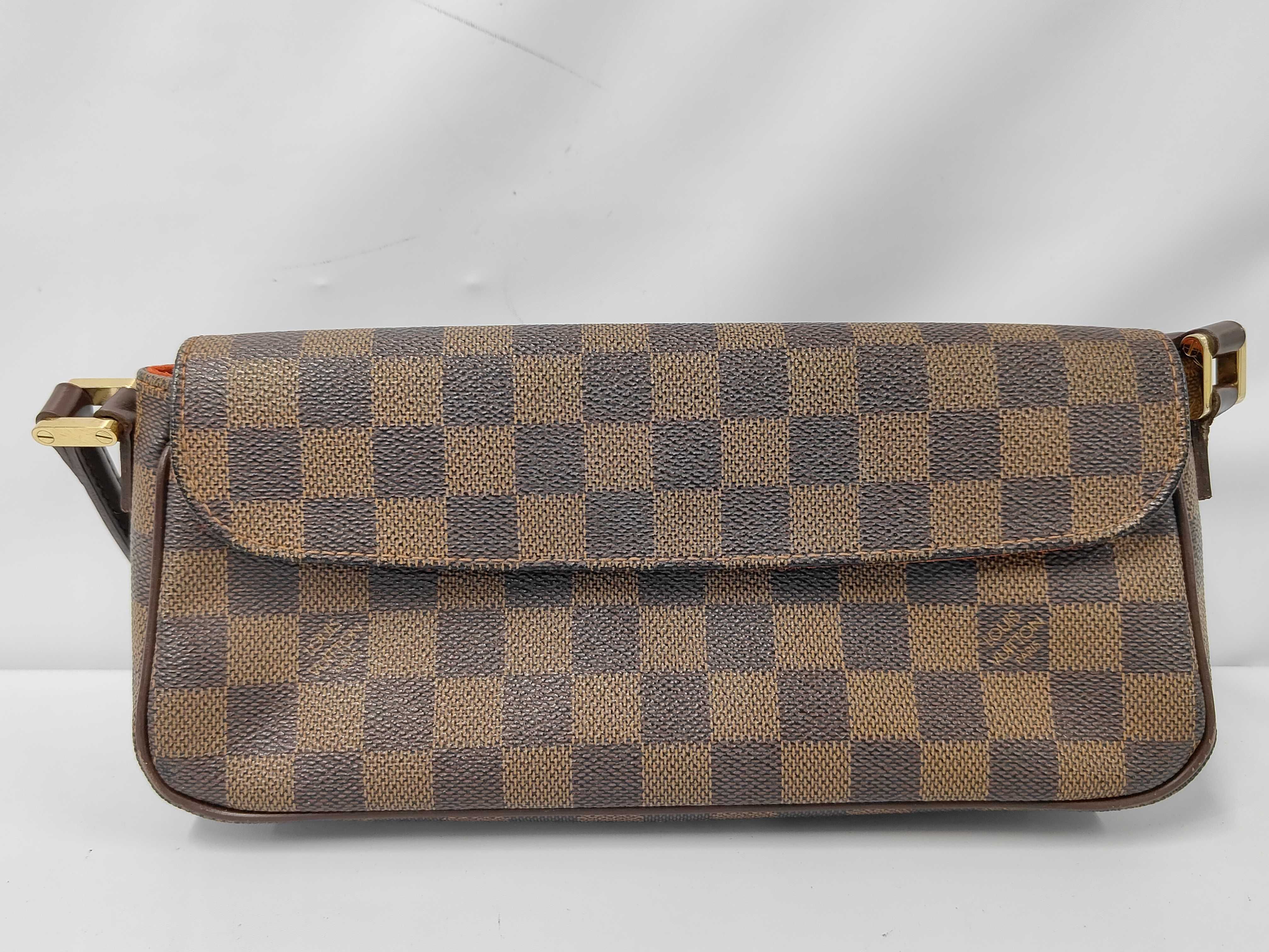 Recoleta Shoulder Bag